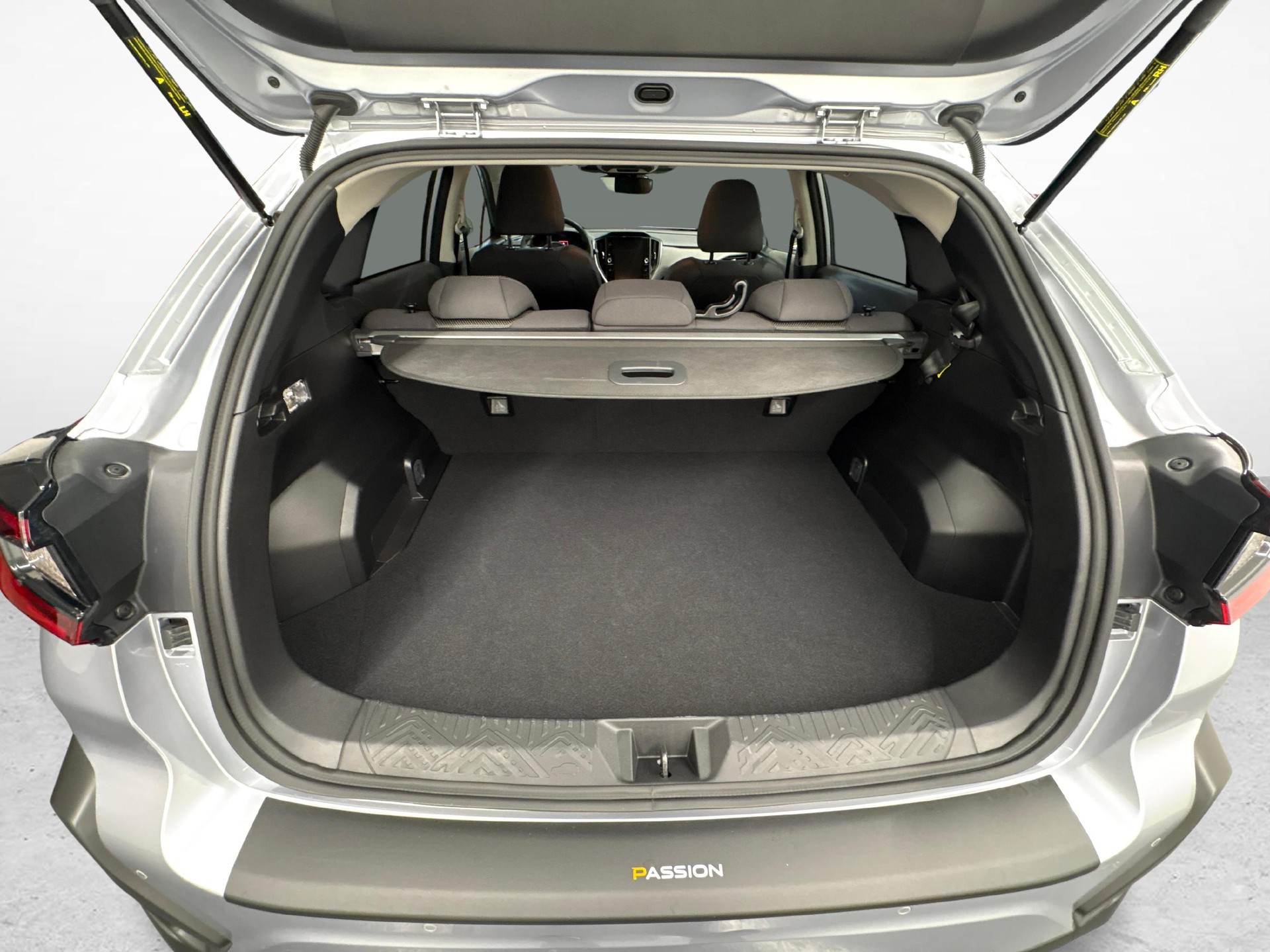 SUBARU Crosstrek 2.0i e-Boxer Passion-image-12