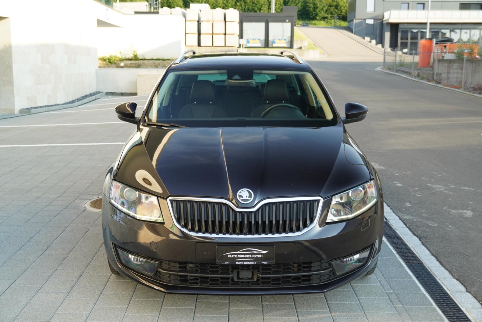 SKODA Octavia Combi 1.8 TSI L&K 4x4 DSG-image-4