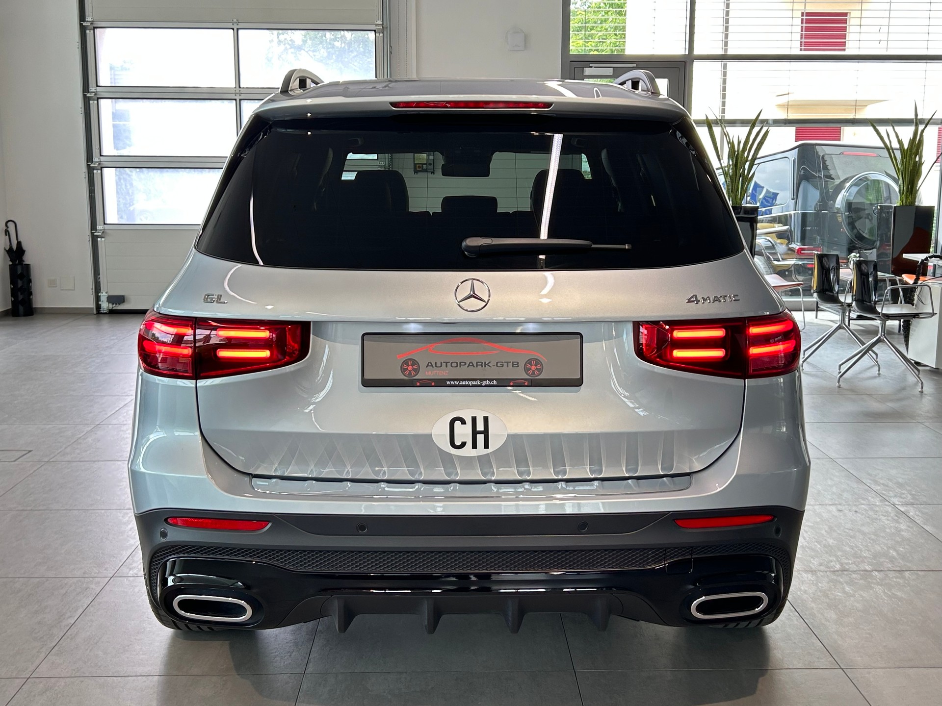 MERCEDES-BENZ GLB 220 d 4Matic 8G-Tronic-image-7