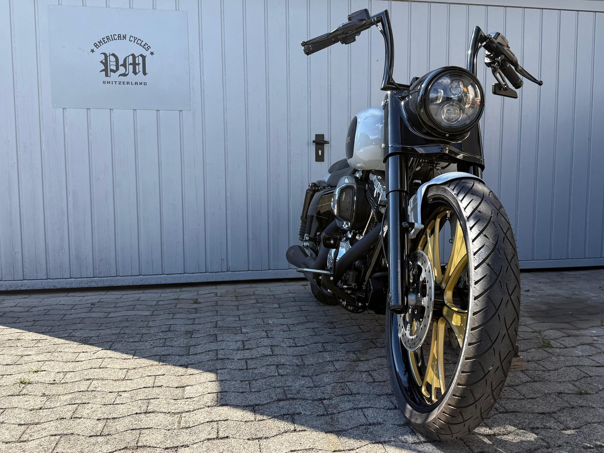 HARLEY-DAVIDSON FLHRCI Road King Classic-image-2