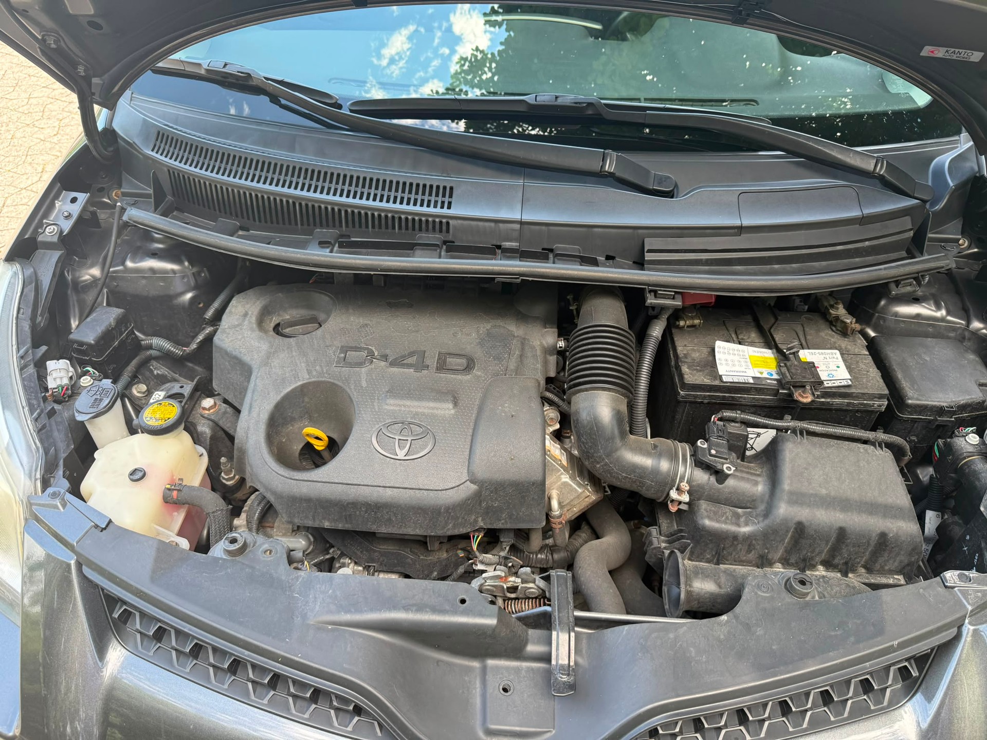TOYOTA UrbanCruiser 1.4 D-4D Linea Terra 4WD-image-9
