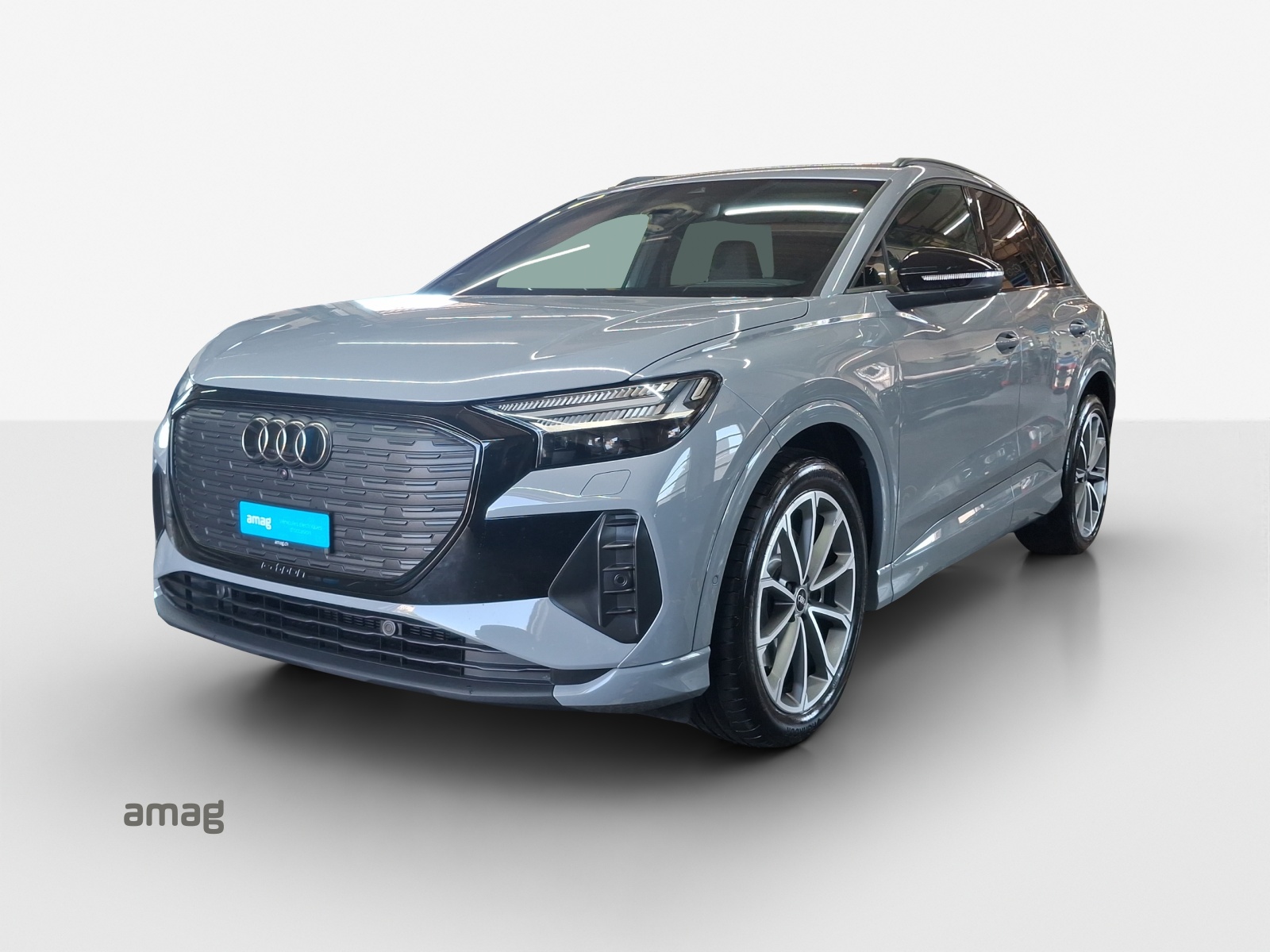 AUDI Q4 e-tron 45 Edition Swiss Ski quattro-image-0