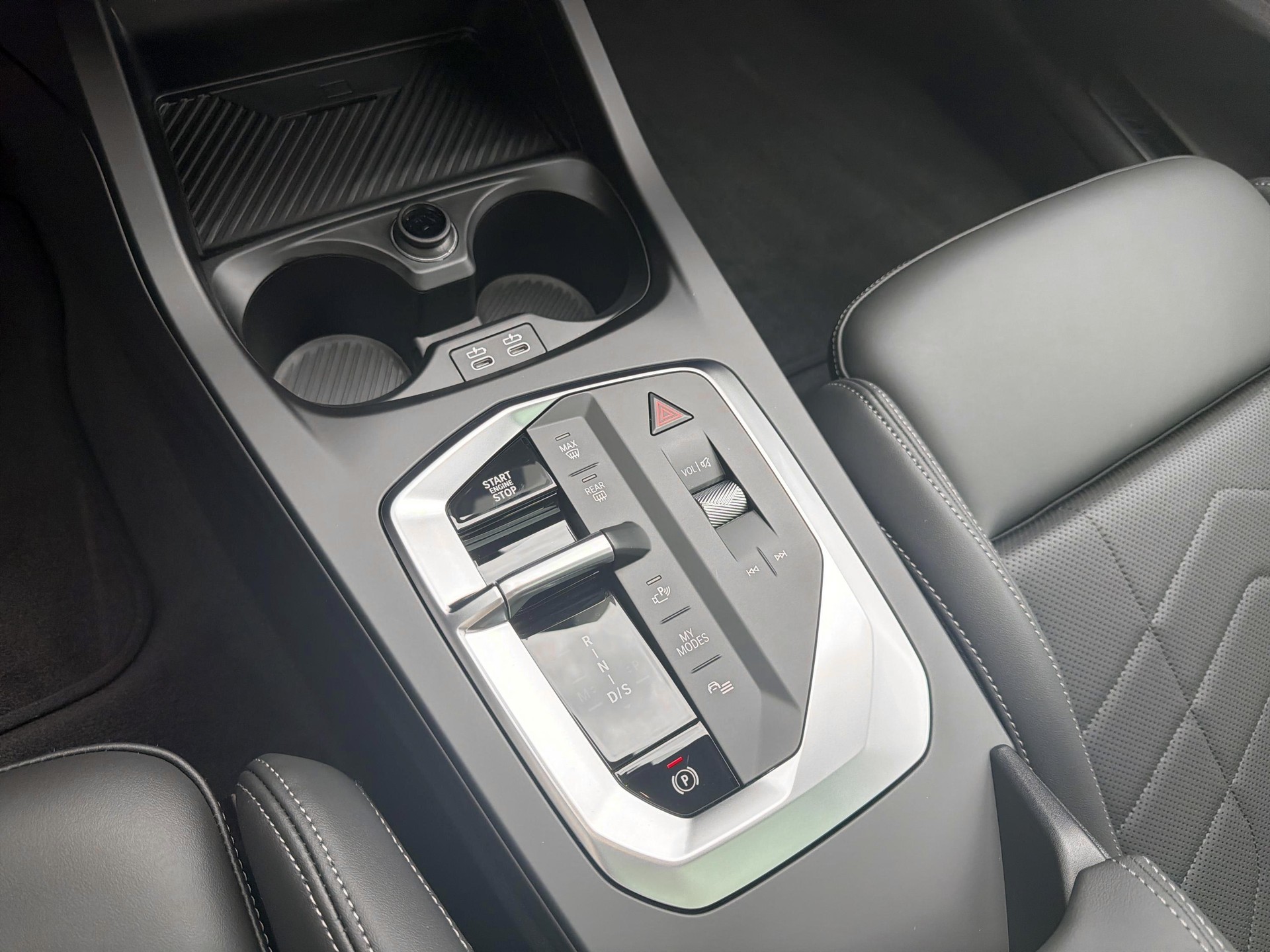 BMW 123 xDrive M Sport Pro St-image-9
