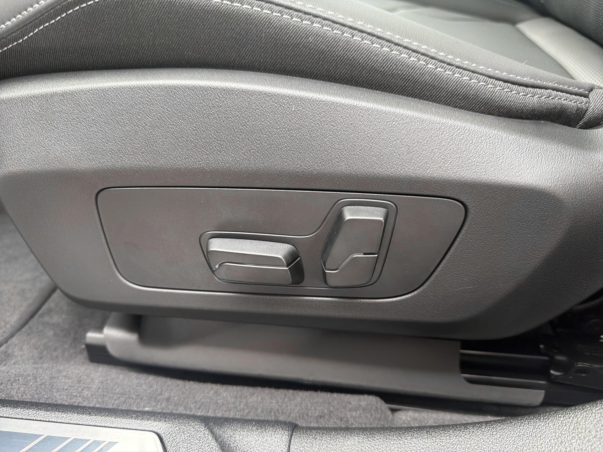 BMW 123 xDrive M Sport Pro St-image-18