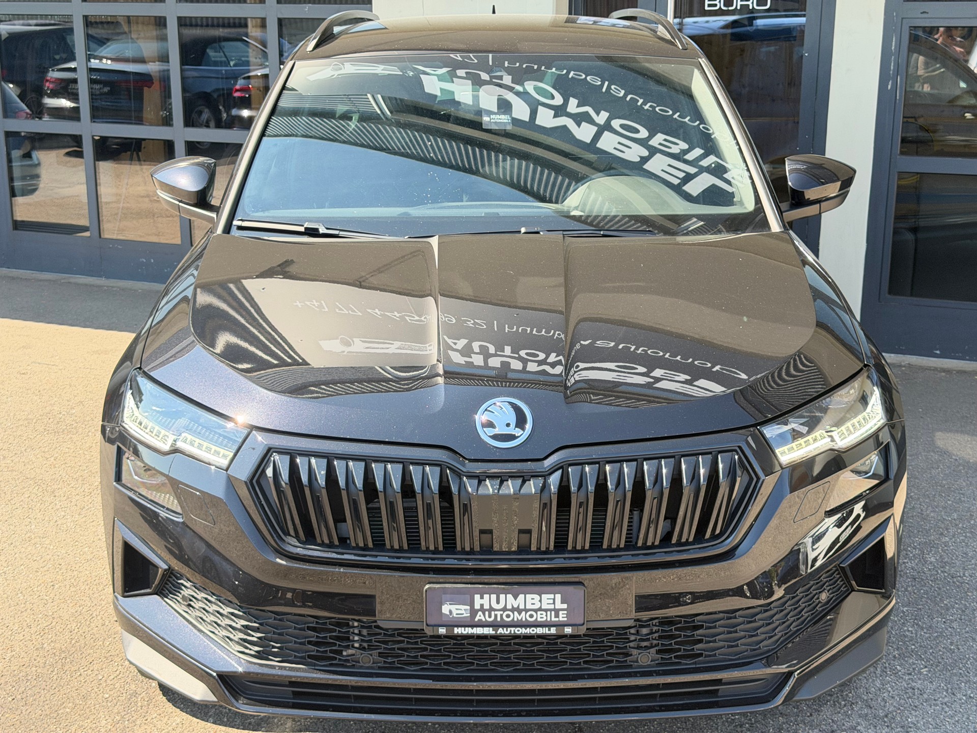 SKODA Karoq 1.5 TSI SportLine DSG-image-1