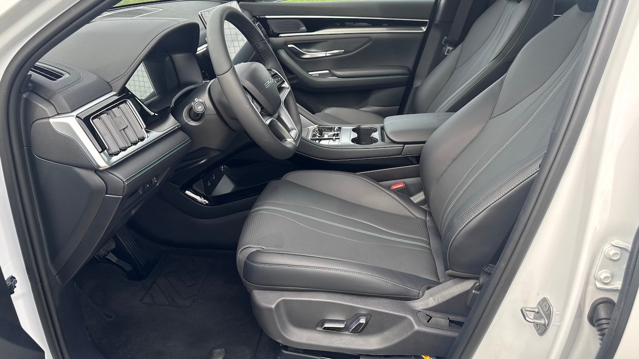 BYD Seal U DM-i Design AWD-image-19