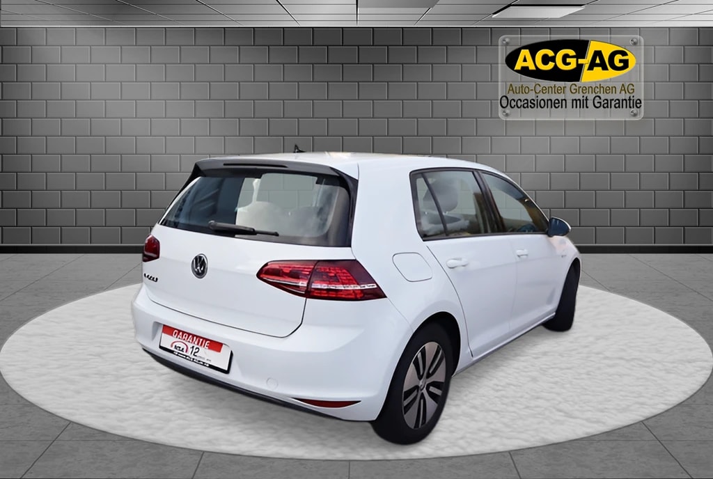 VW e-Golf ** Navigation ** Frisch ab MFK & Service **-image-3