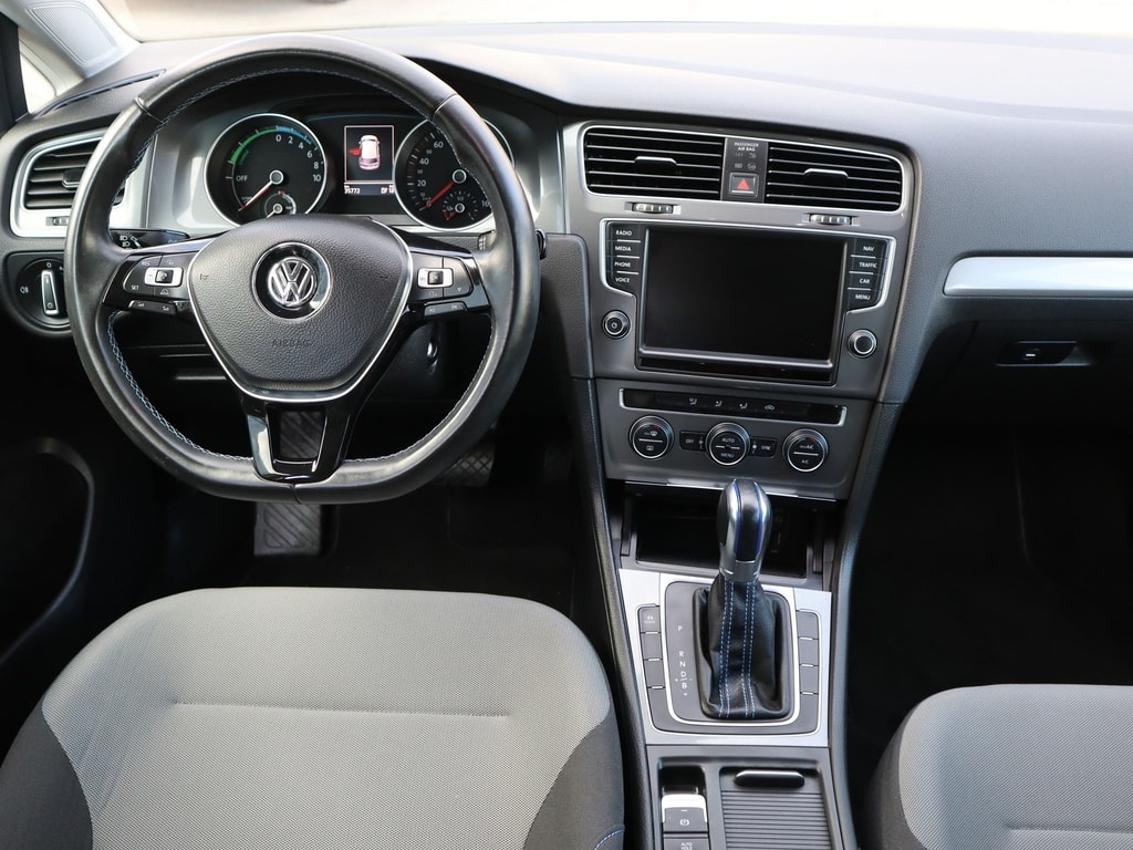 VW e-Golf ** Navigation ** Frisch ab MFK & Service **-image-6