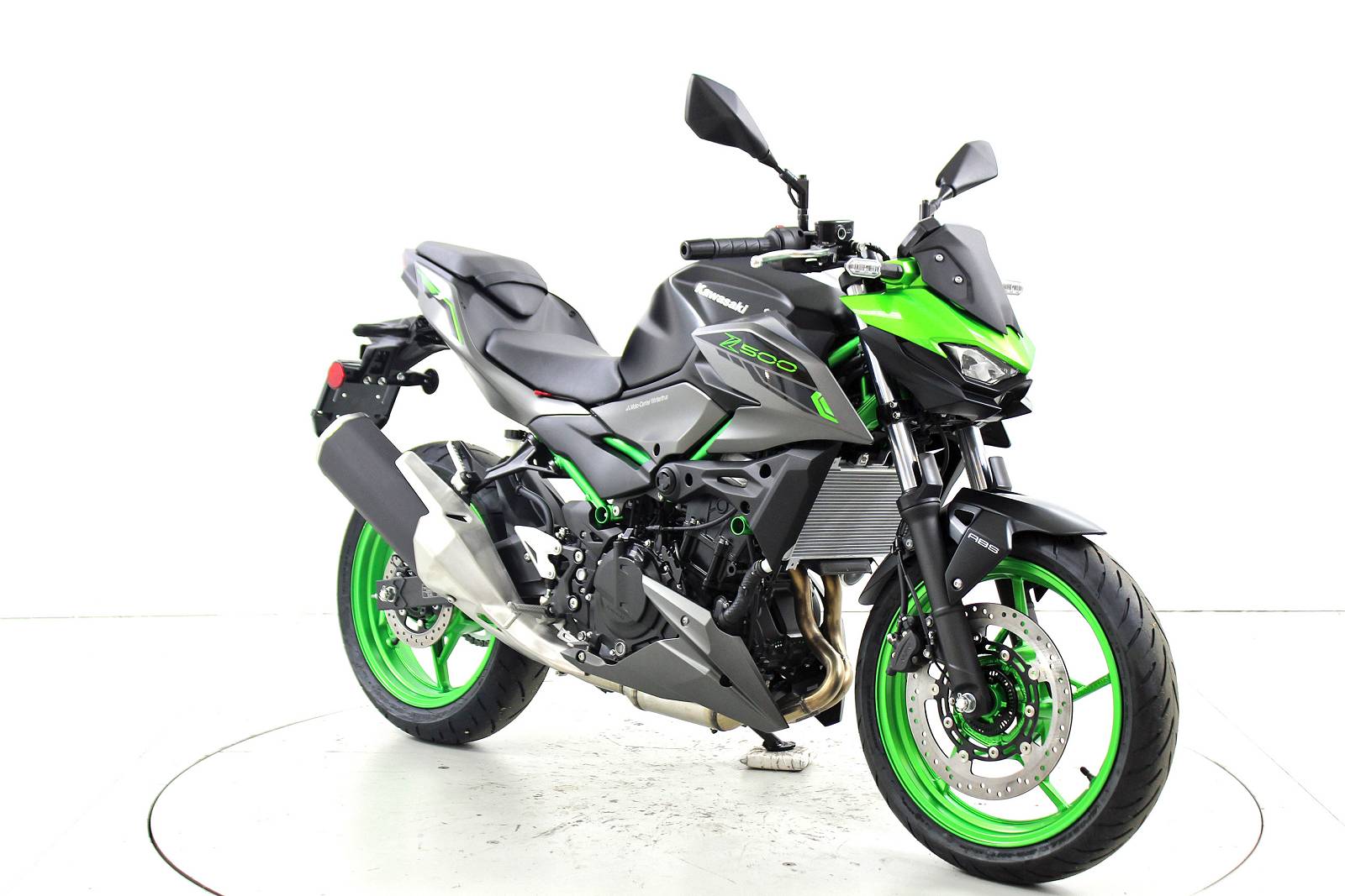 KAWASAKI Z 500 SE ABS-showroom-element-1