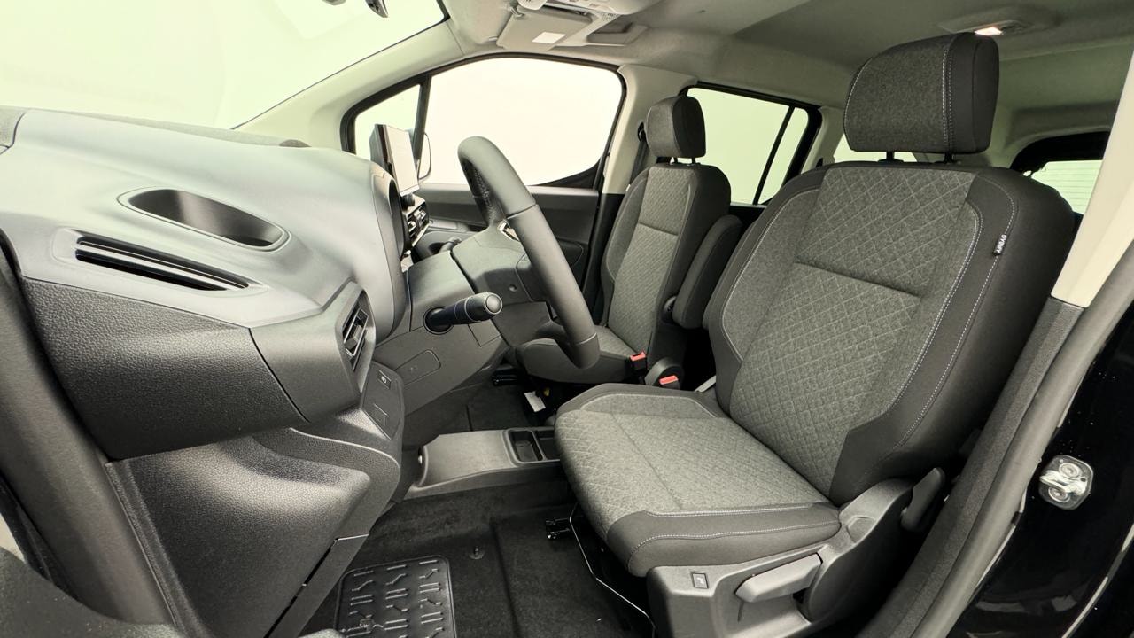 OPEL Combo XL 1.5 GS-image-4