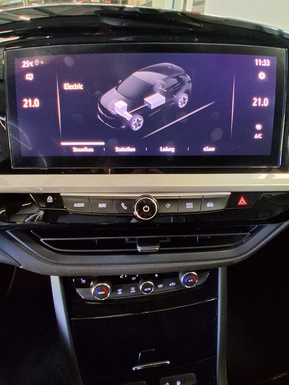 OPEL Grandland 1.6 Hybrid GS Line Automatik-image-18