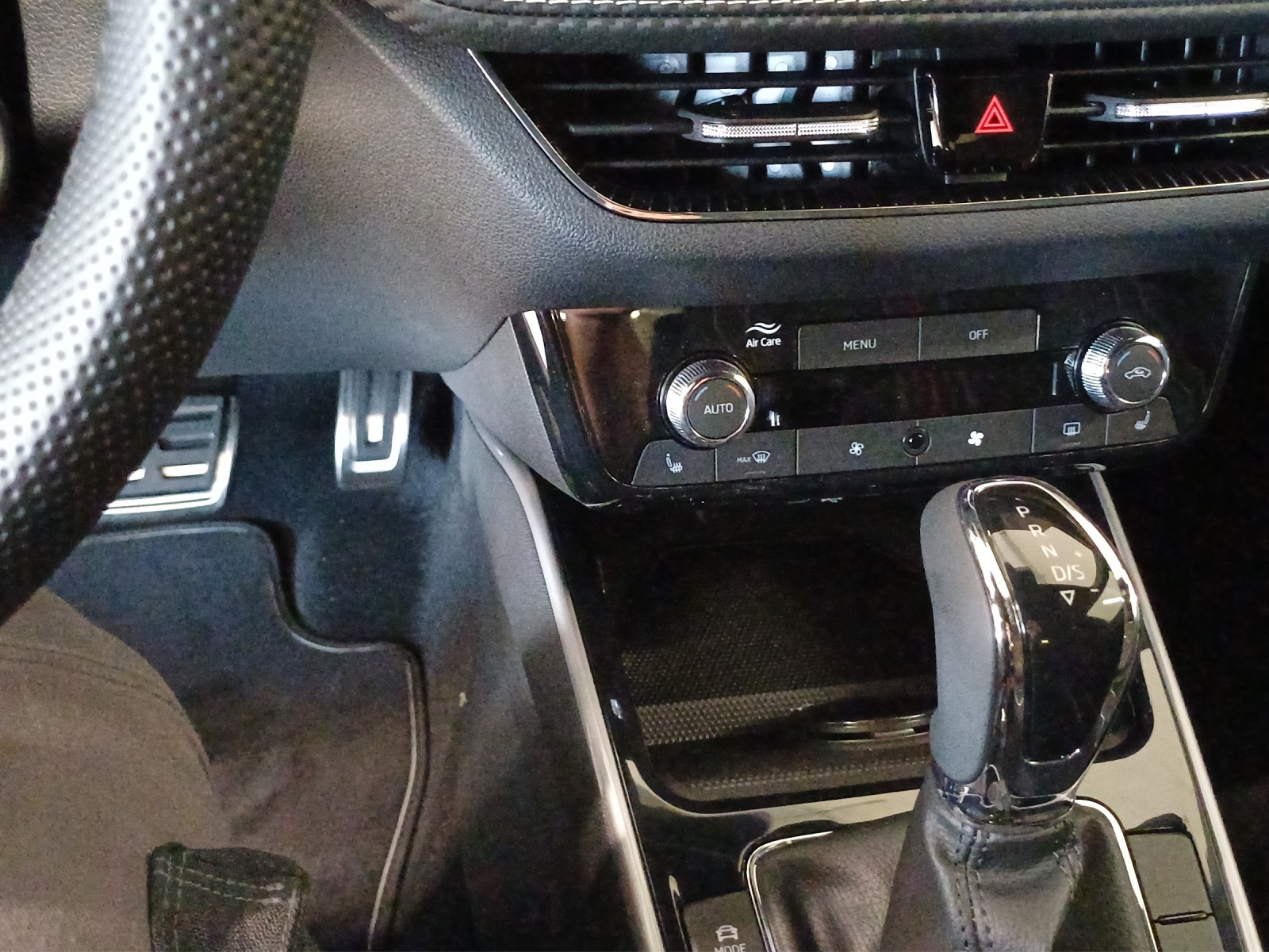 SKODA Fabia 1.5 TSI Motorsport DSG-image-10