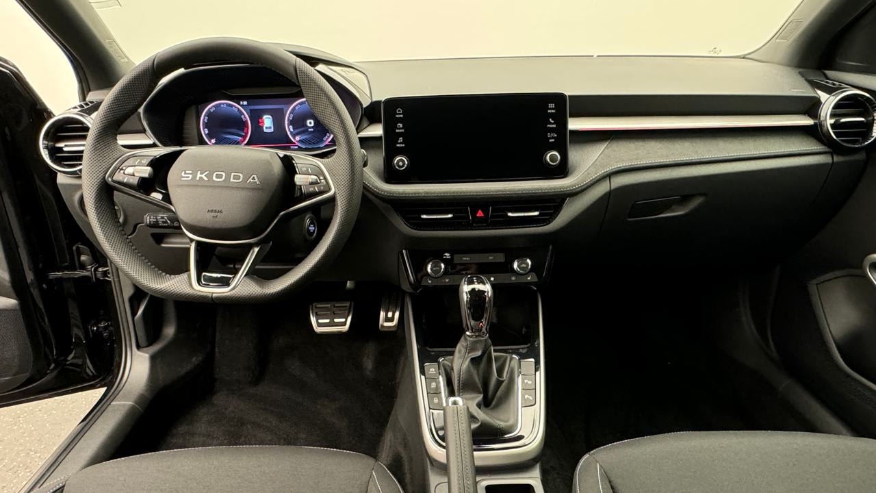 SKODA Fabia 1.5 TSI Monte Carlo DSG-image-5