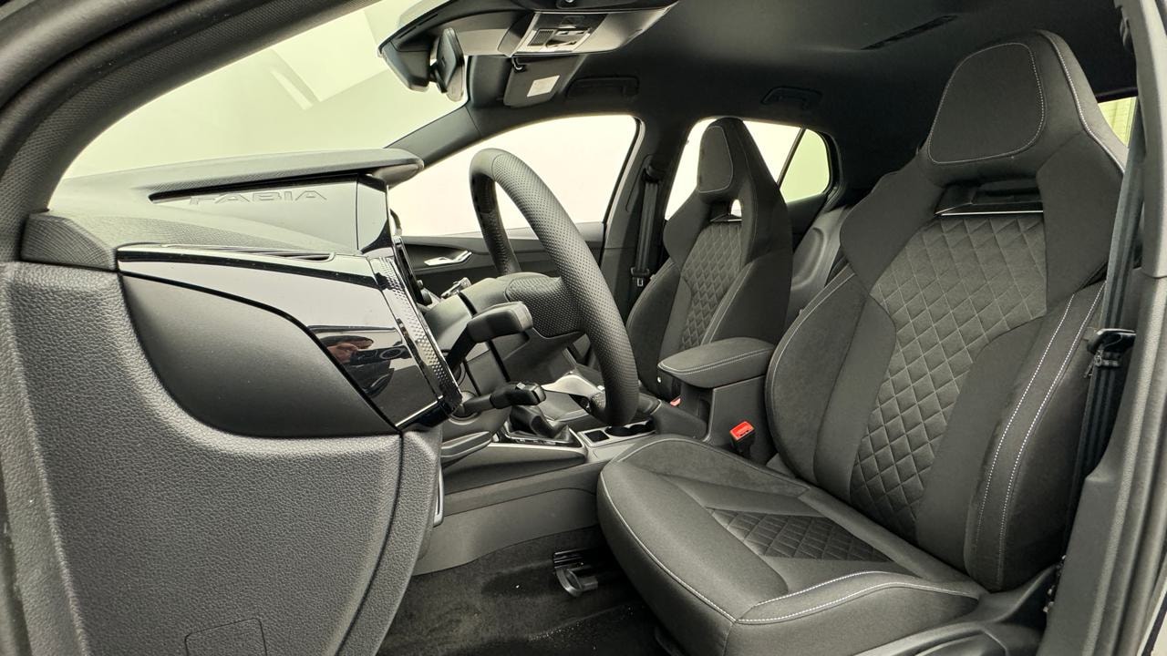 SKODA Fabia 1.5 TSI Monte Carlo DSG-image-4