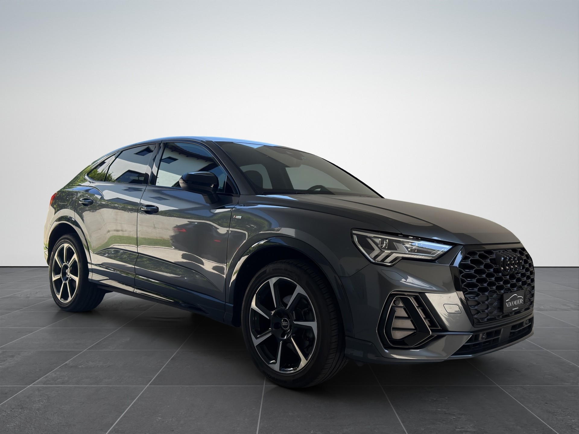 AUDI Q3 Sportback 35 TFSI S line Attraction S-tronic-image-7