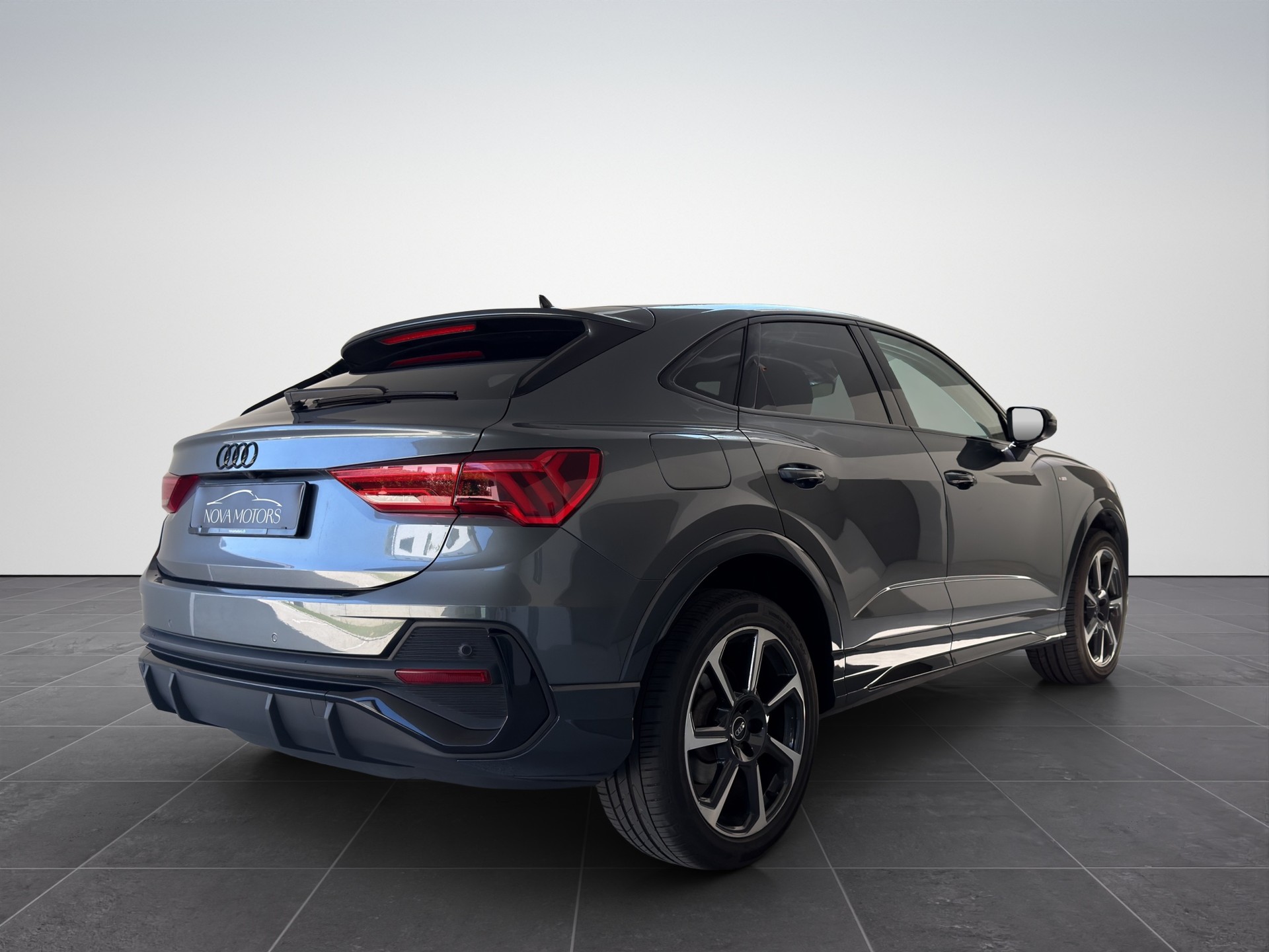 AUDI Q3 Sportback 35 TFSI S line Attraction S-tronic-image-5