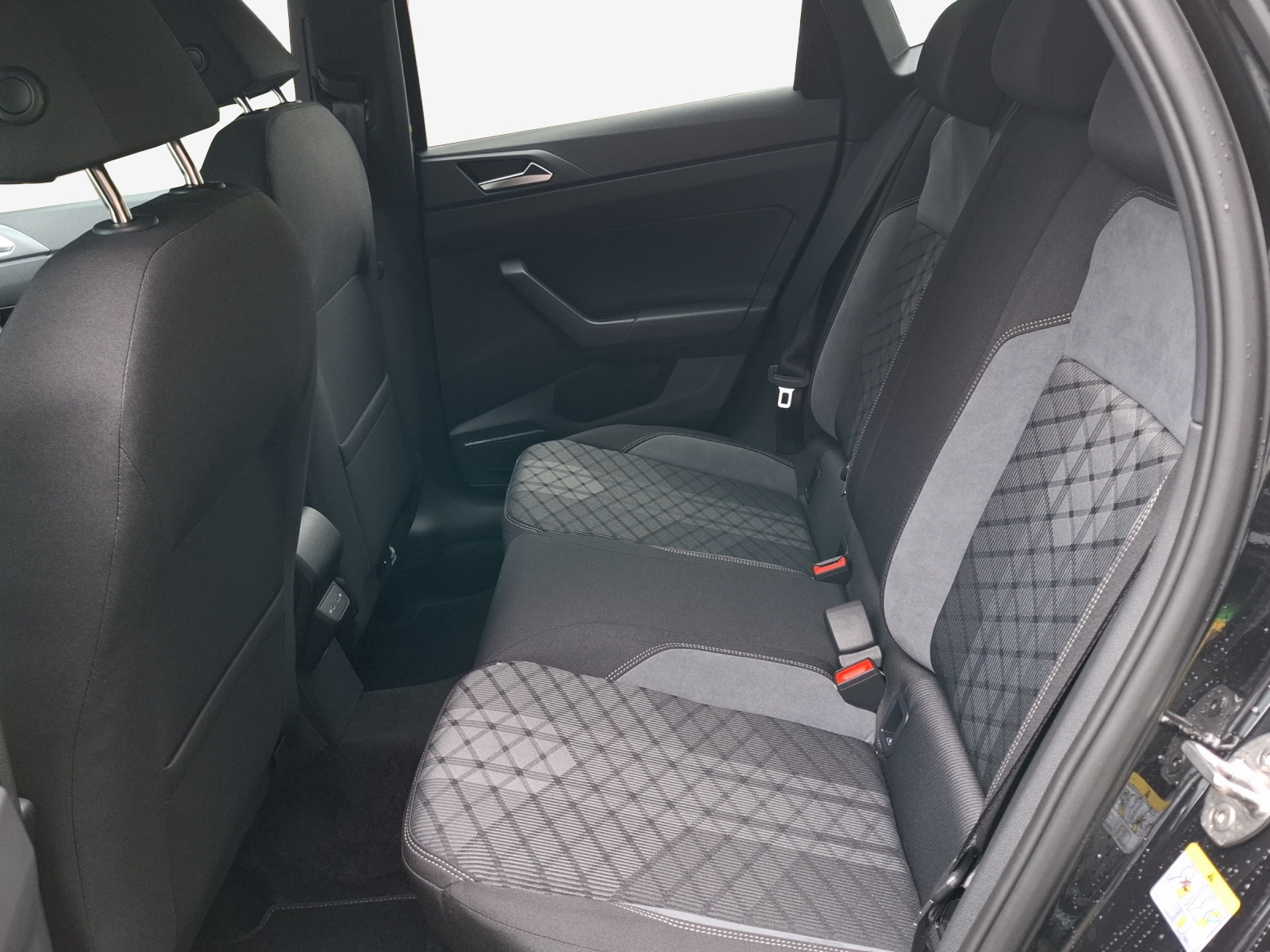 VW Polo 1.0 TSI R-Line United DSG-image-11