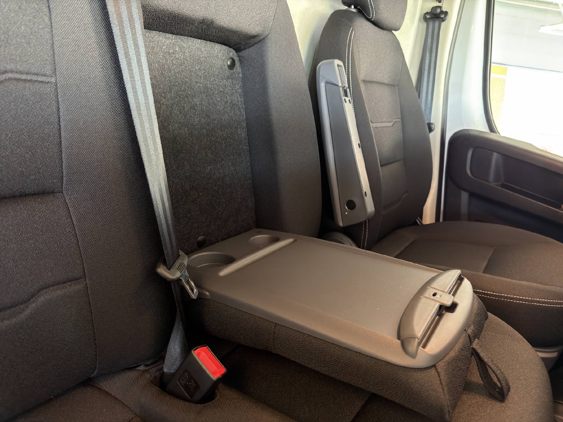 TOYOTA PROACE MAX Van 3.5 L3H2 110 kWh Active Heavy-image-14