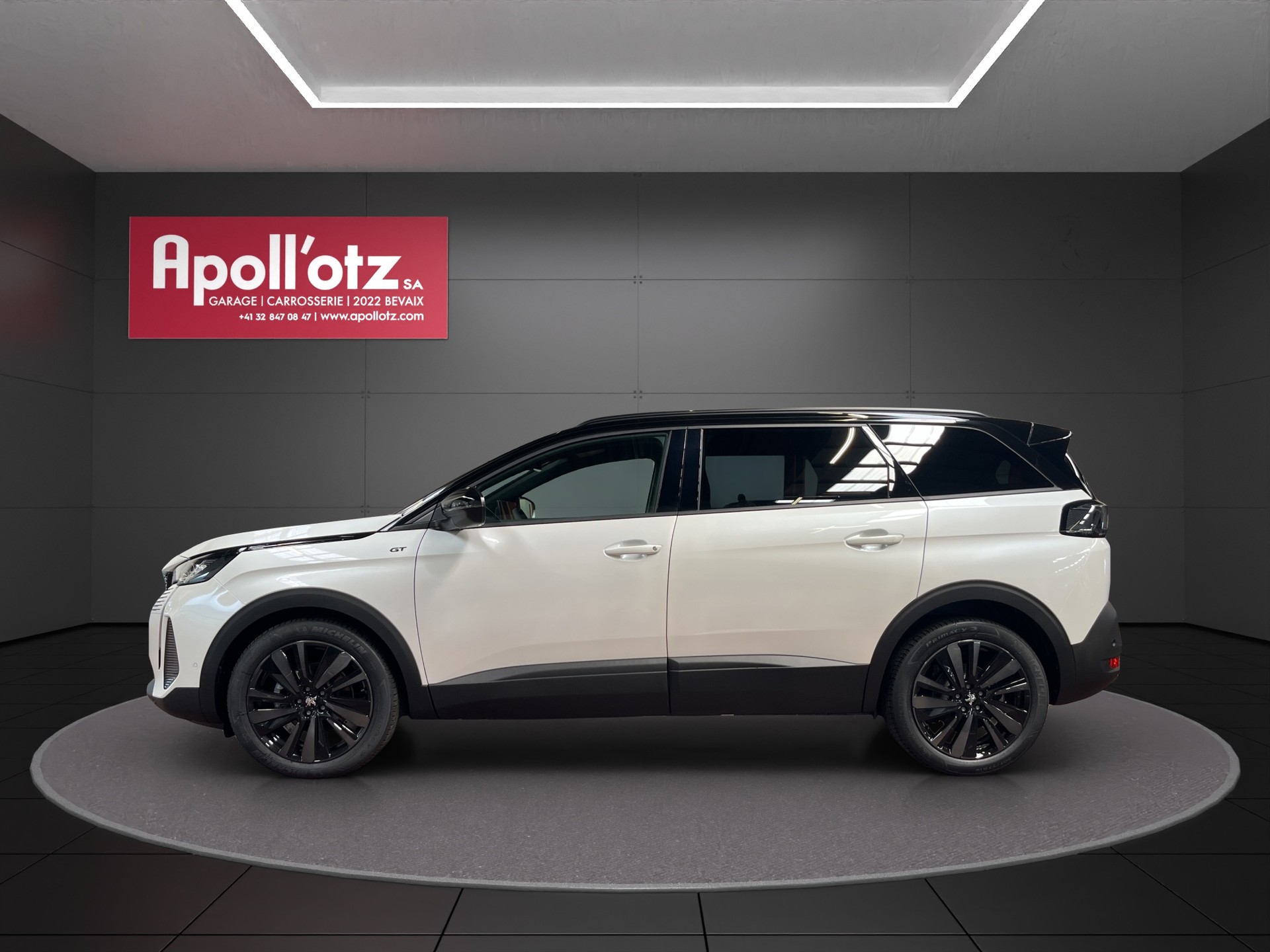 PEUGEOT 5008 1.2 MHEV GT-image-1