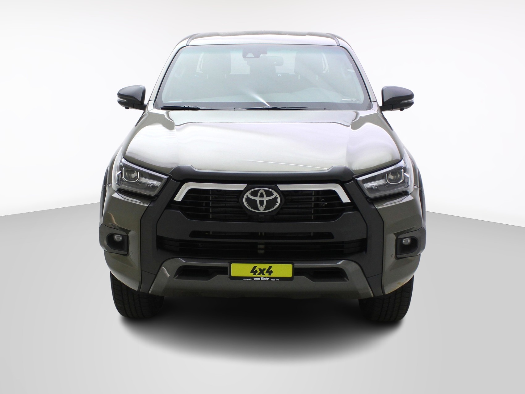 TOYOTA Hilux Double Cab.-Pick-up 2.8 D-4D MHEV 204 Invincible-image-4