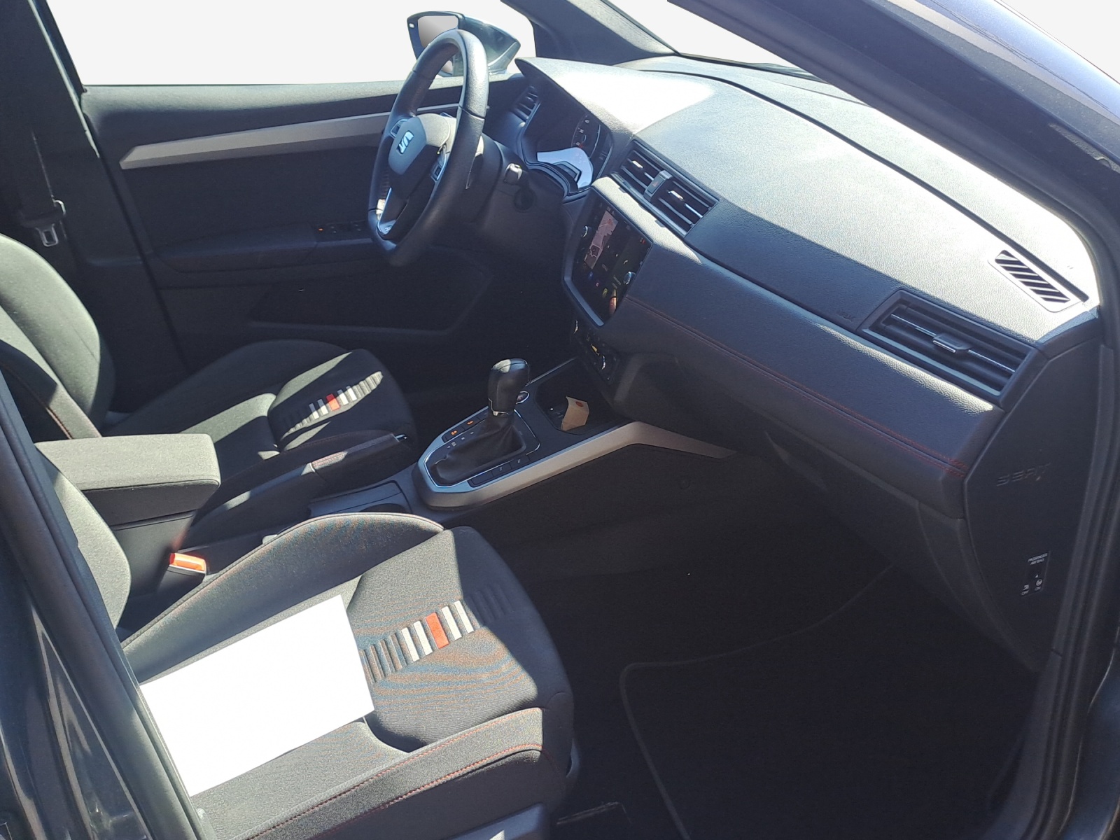 SEAT Arona 1.0 TSI Eco FR DSG-image-13