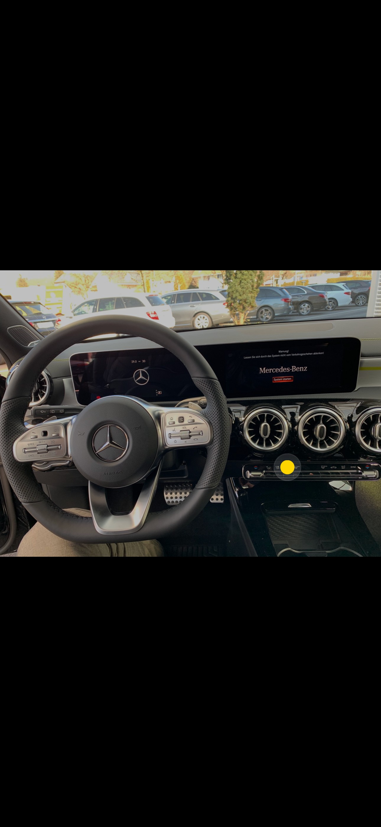 MERCEDES-BENZ A 220 AMG Line-image-2