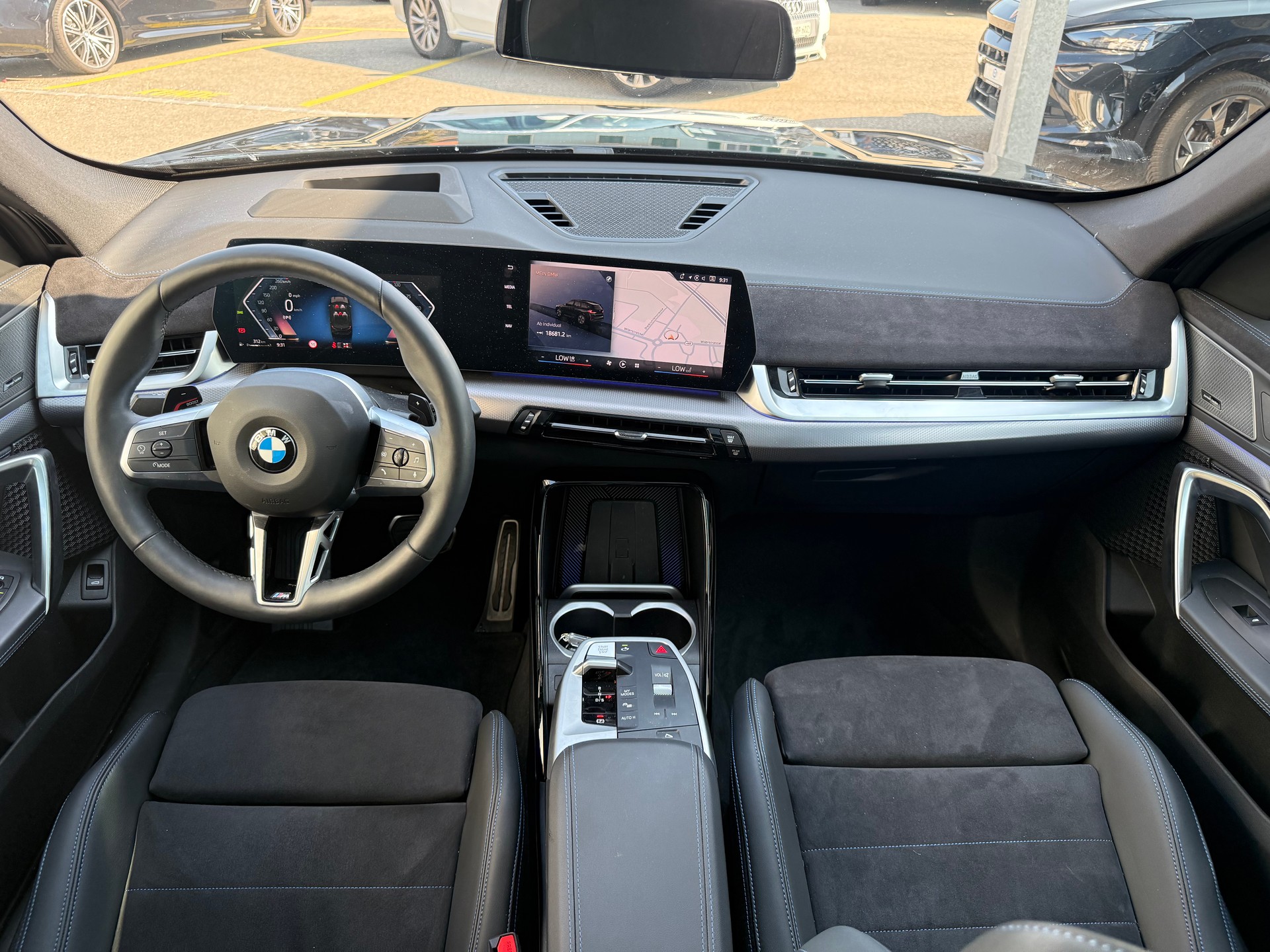 BMW X1 23i xDrive paddles M-SPROT PRO-image-12