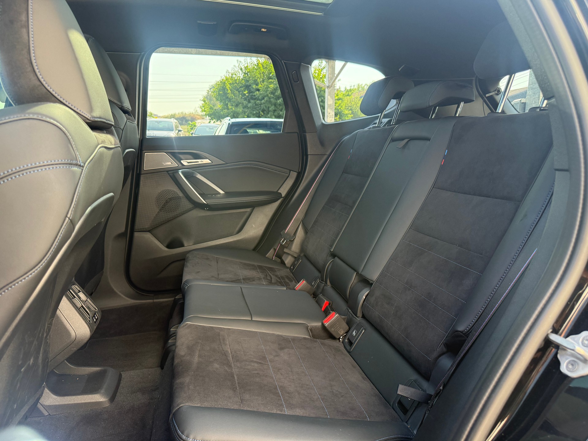BMW X1 23i xDrive paddles M-SPROT PRO-image-13