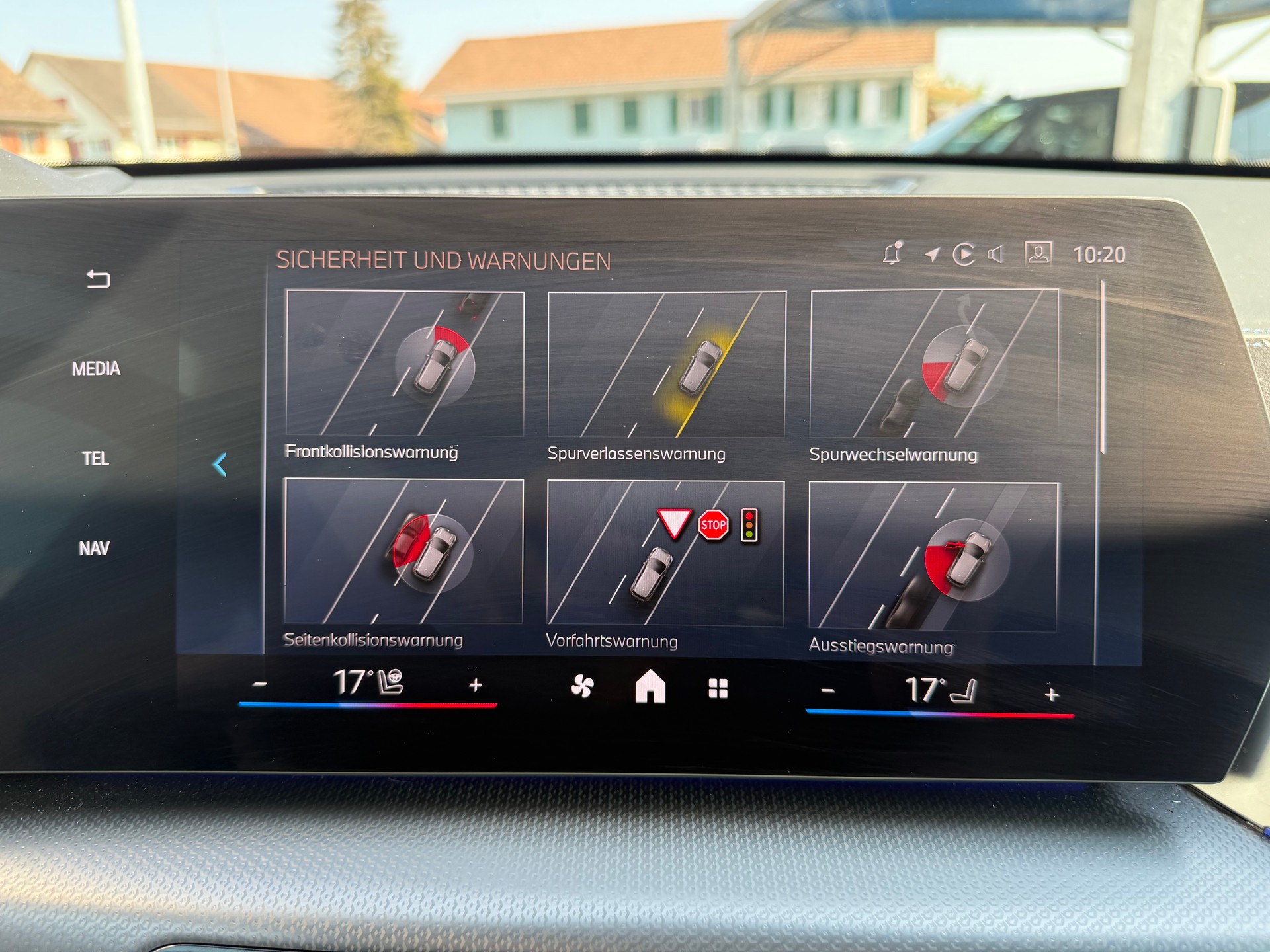 BMW X1 23i xDrive paddles M-SPROT PRO-image-19