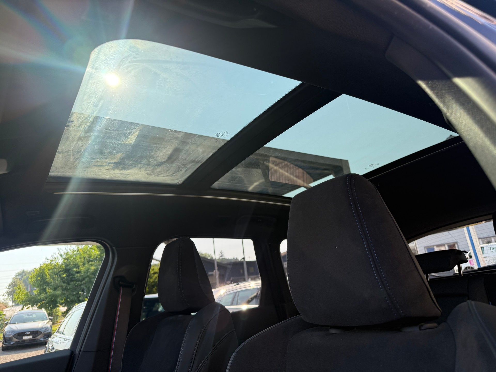 BMW X1 23i xDrive paddles M-SPROT PRO-image-9