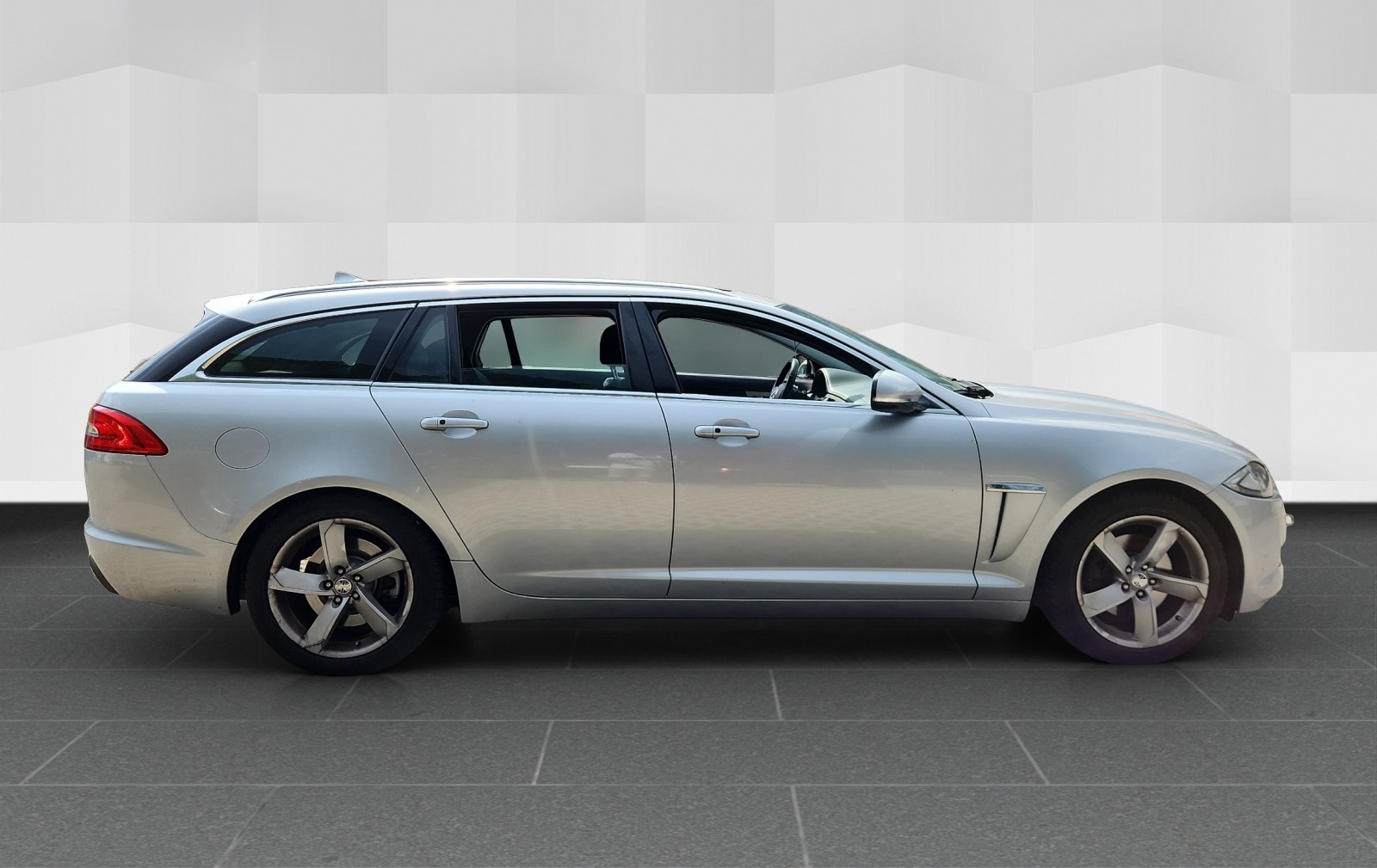 JAGUAR XF Sportbrake 2.2d Luxury-image-3