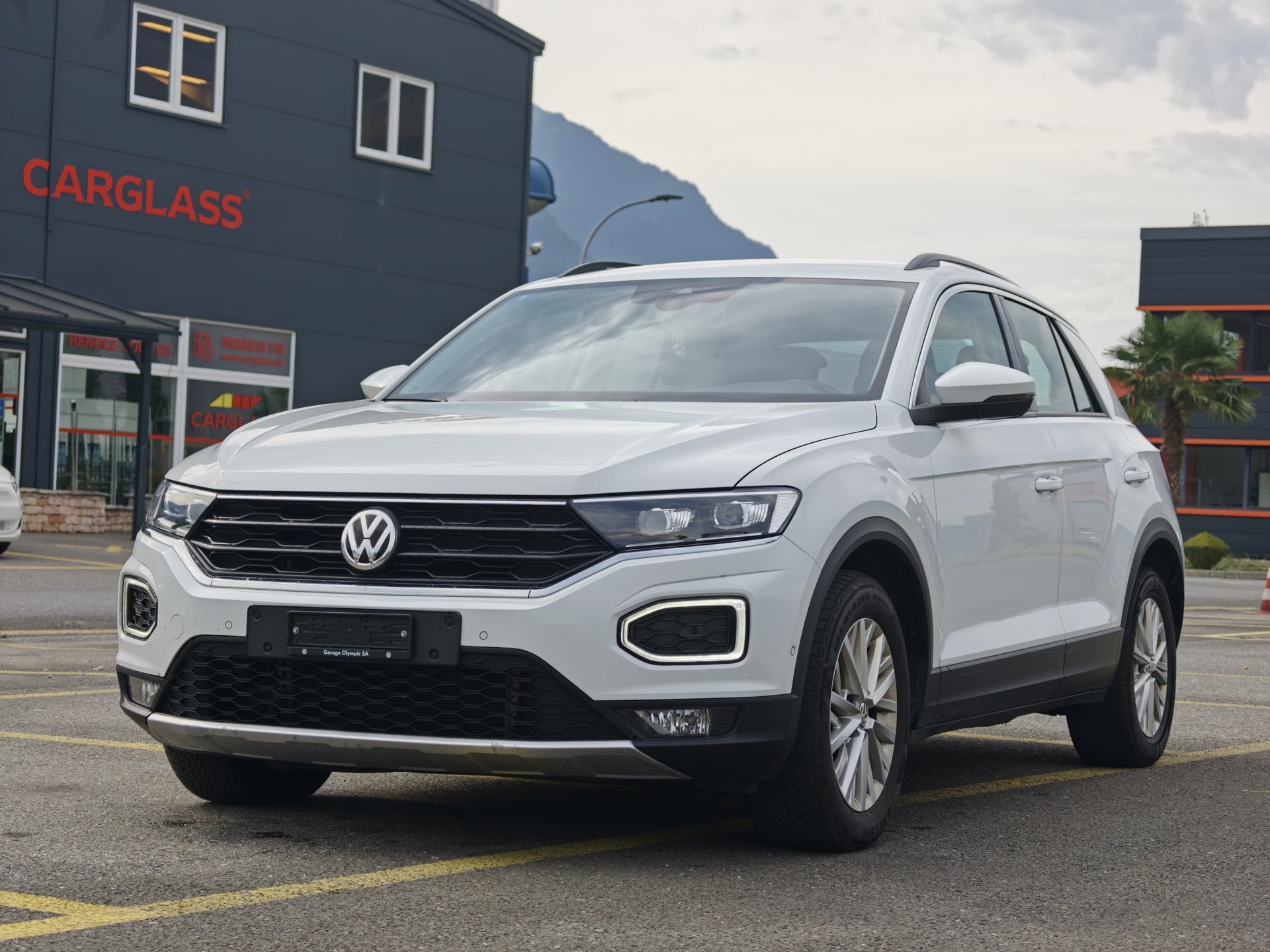 VW T-Roc 1.5 TSI EVO Sport DSG 4Motion-image-1