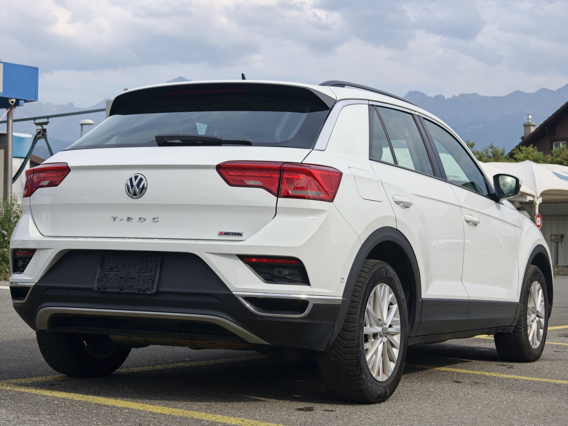 VW T-Roc 1.5 TSI EVO Sport DSG 4Motion-image-5