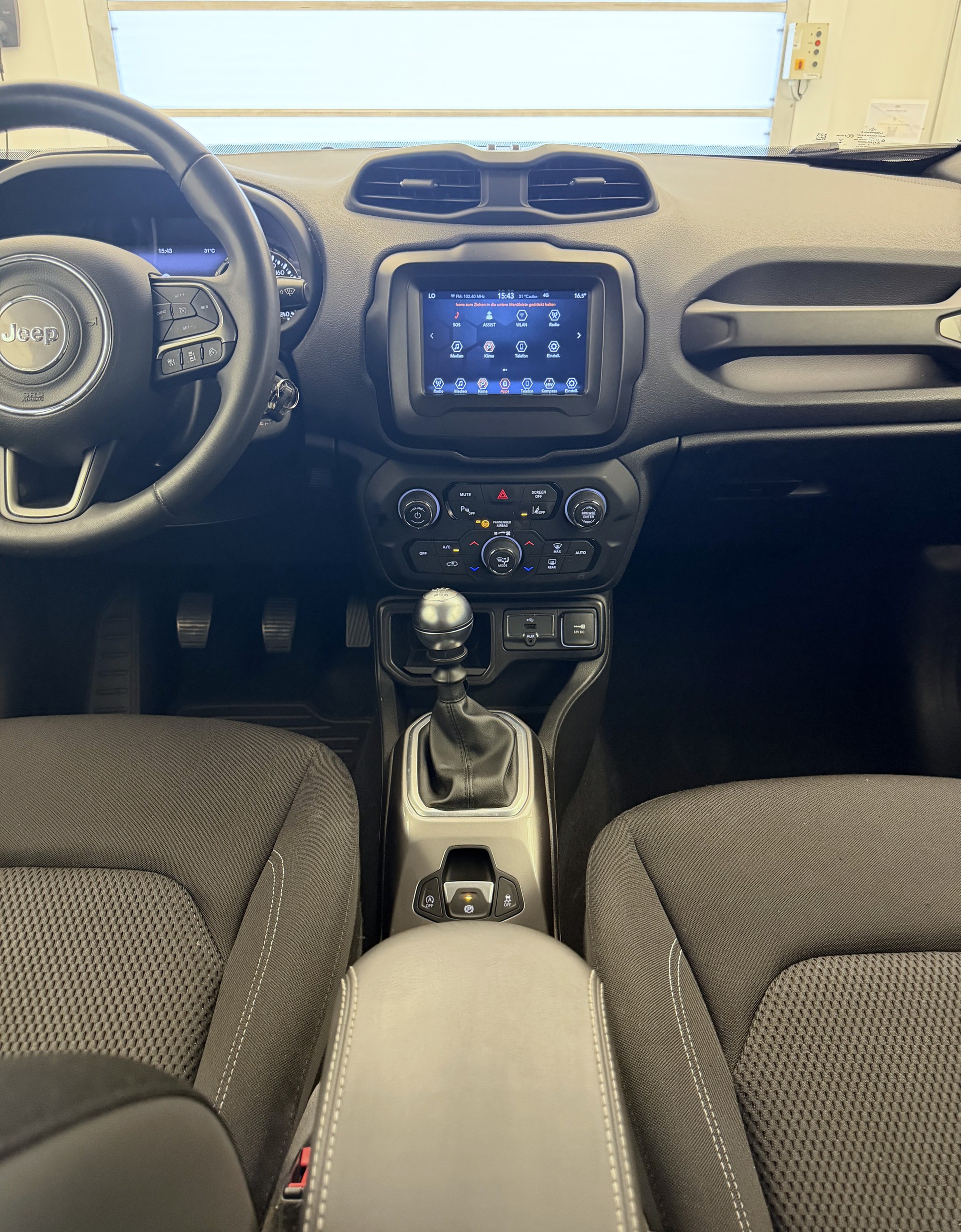 JEEP Renegade 2.0 CRD Night Eagle AWD-image-9