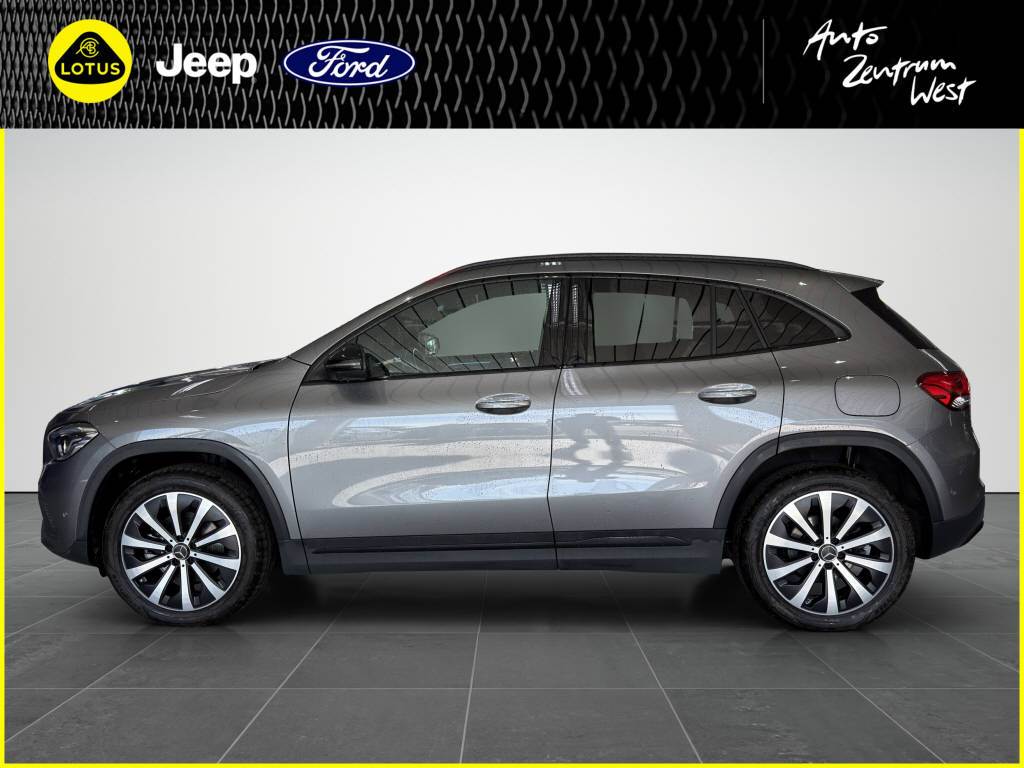 MERCEDES-BENZ GLA 200 Progressive-image-1
