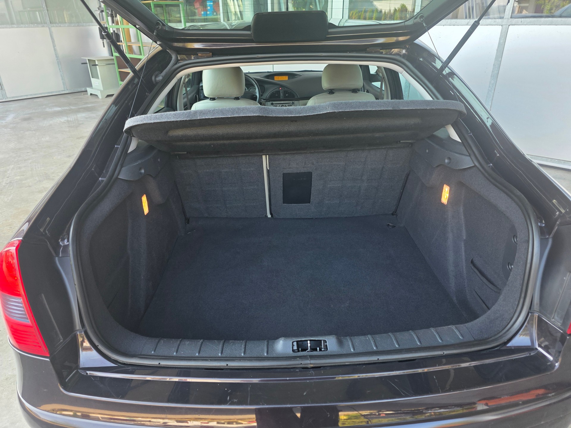 CITROEN C5 Berline 2.2 HDi Exclusive-image-13