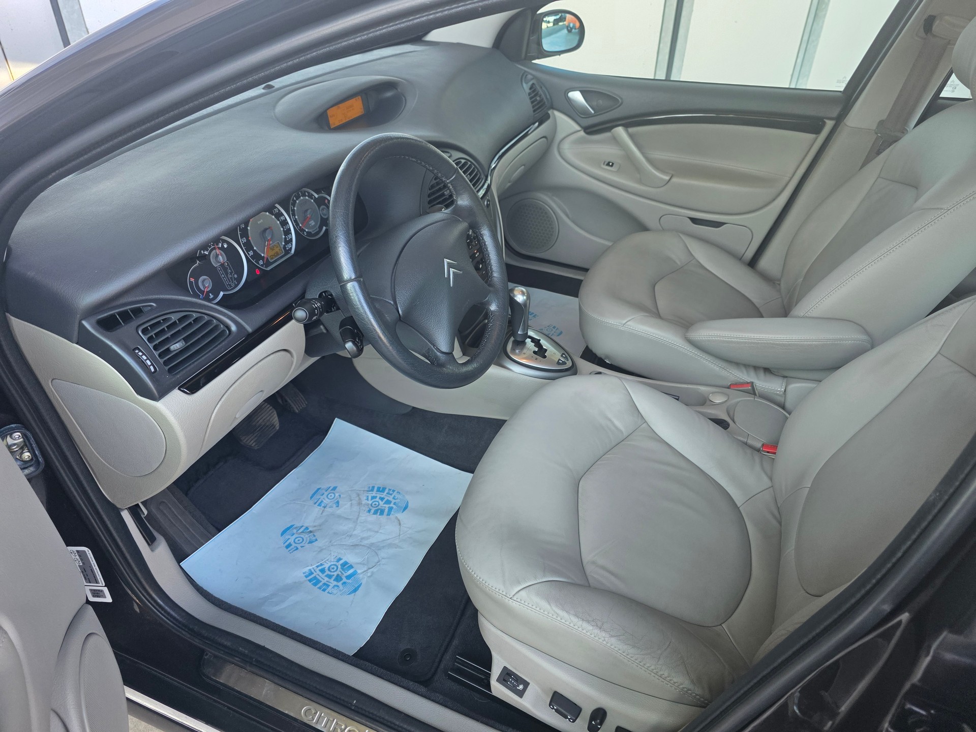 CITROEN C5 Berline 2.2 HDi Exclusive-image-10