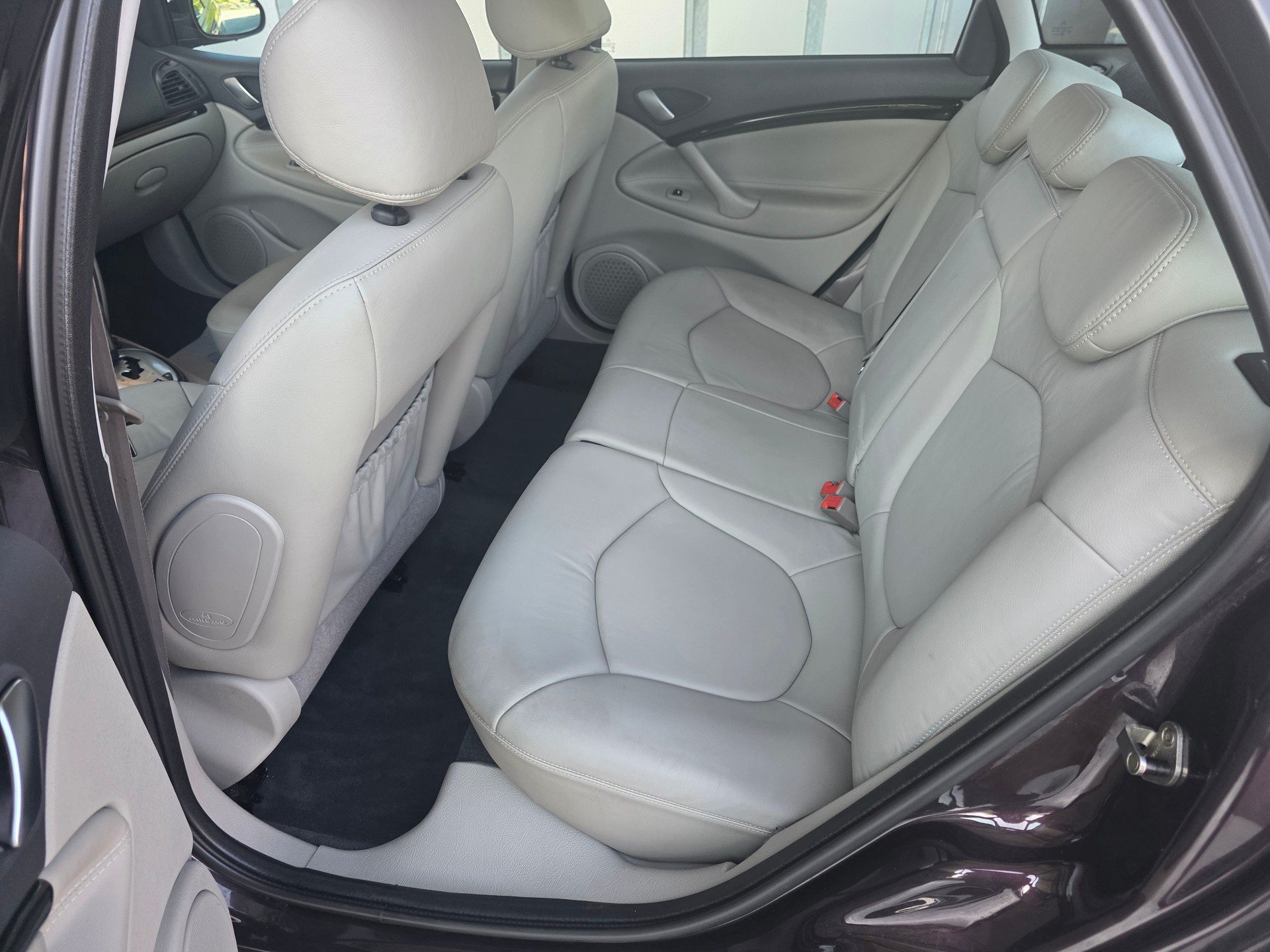 CITROEN C5 Berline 2.2 HDi Exclusive-image-12