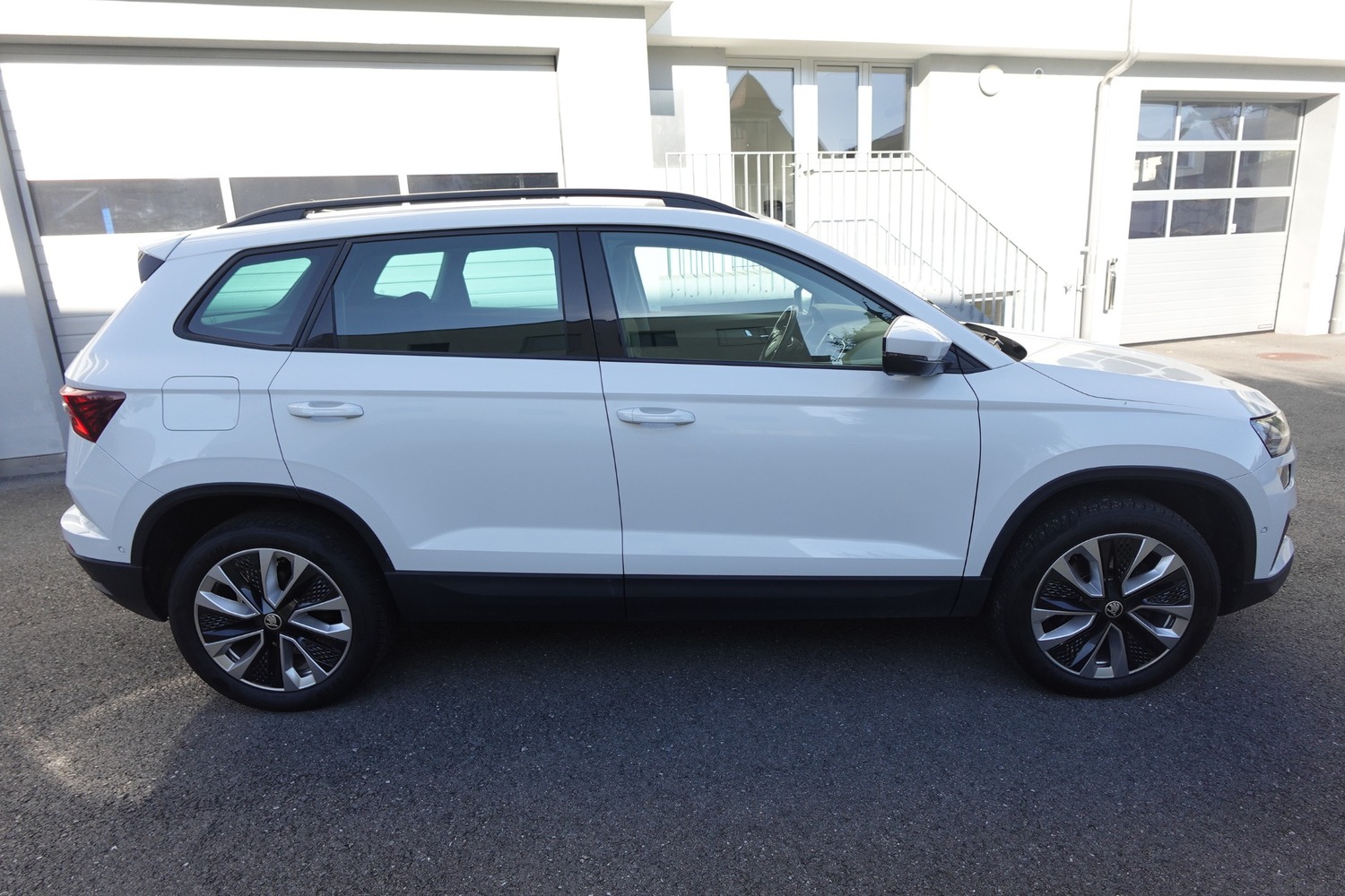 SKODA Karoq 2.0 TDI Style 4x4 DSG-image-2
