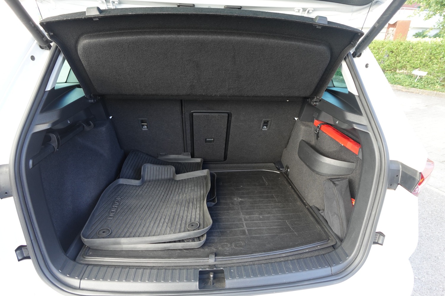 SKODA Karoq 2.0 TDI Style 4x4 DSG-image-9