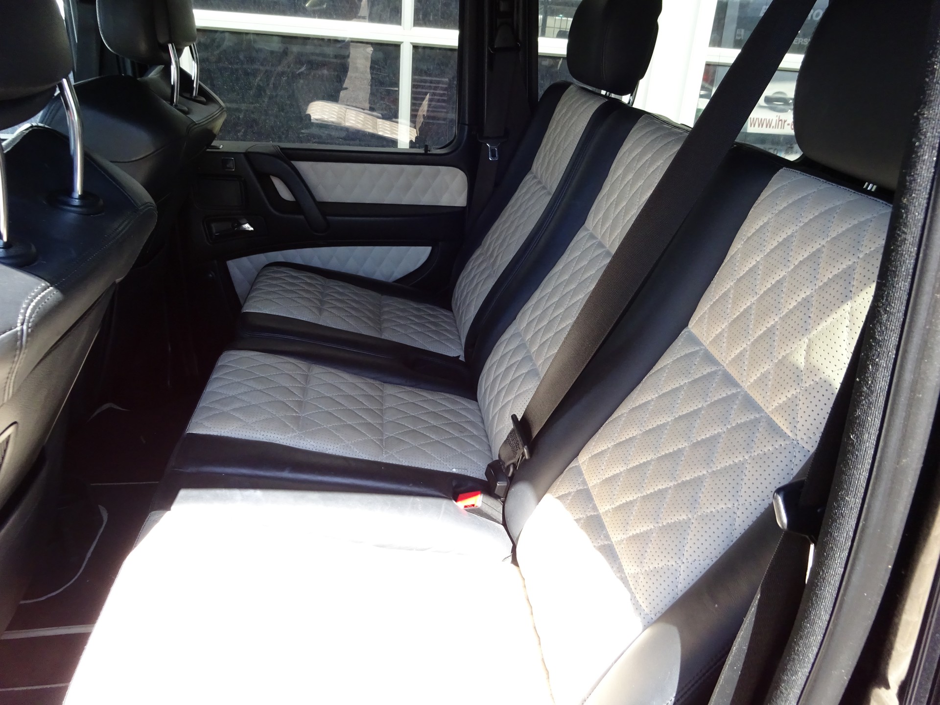 MERCEDES-BENZ G 63 AMG Automatic-image-15