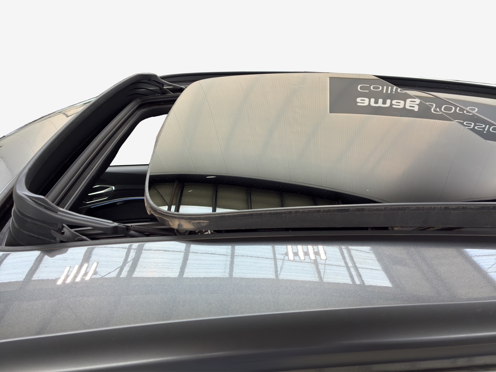 AUDI e-tron S quattro-image-14