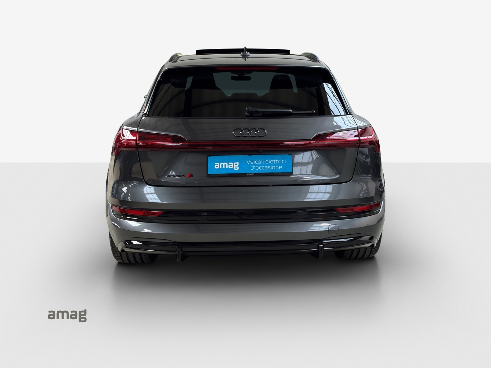 AUDI e-tron S quattro-image-4