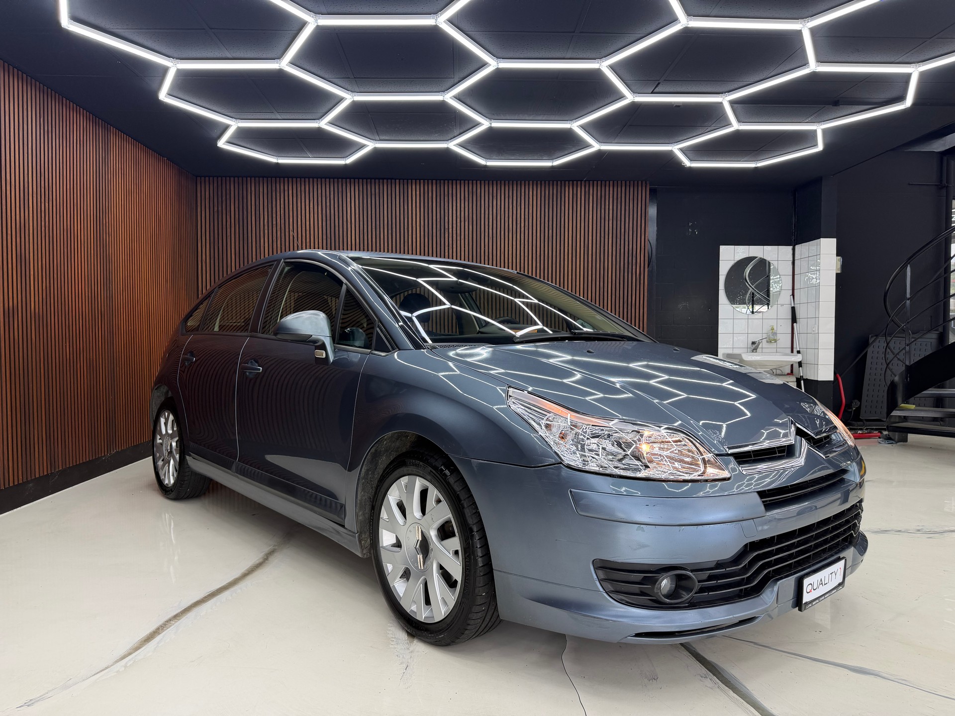 CITROEN C4 Berline 1.6i 16V SX-image-2