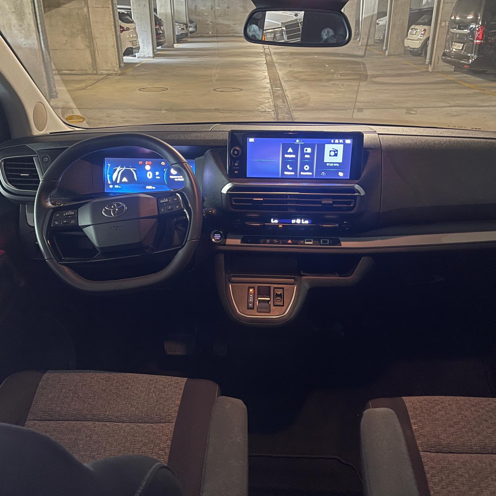 TOYOTA Proace Verso 2.0 D-4D Trend Long Aut.-image-2