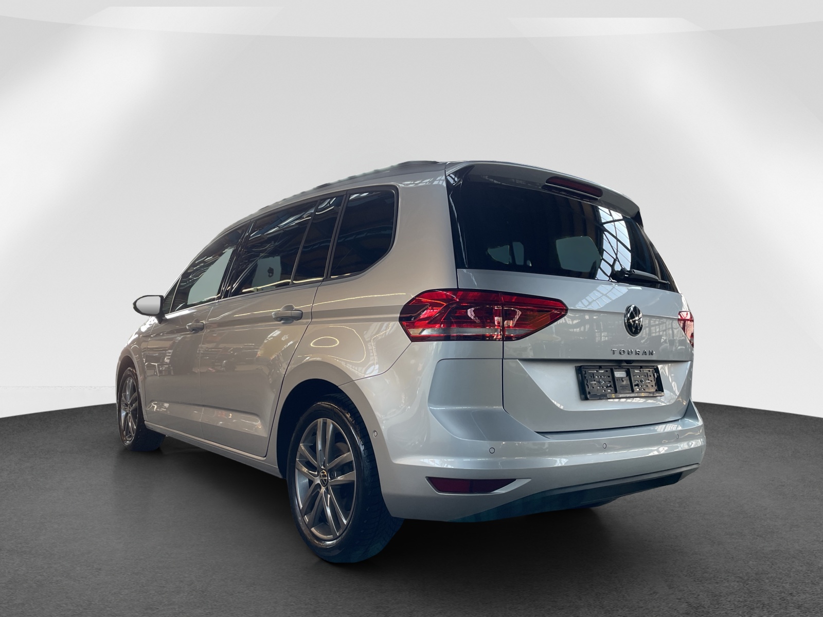 VW Touran 1.5 TSI Comfortline DSG-showroom-element-3
