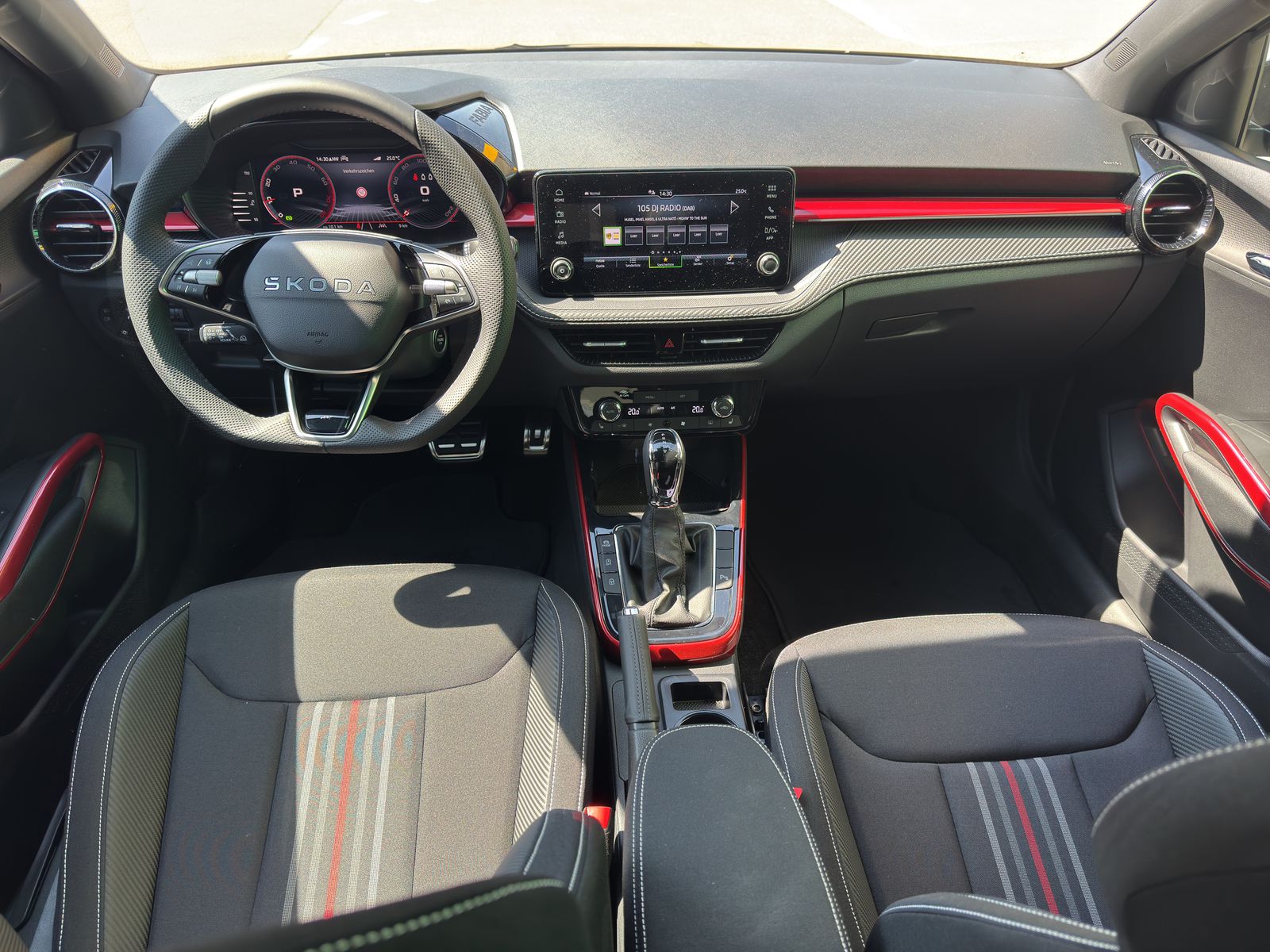 SKODA Fabia 1.0 TSI Monte Carlo DSG-image-5