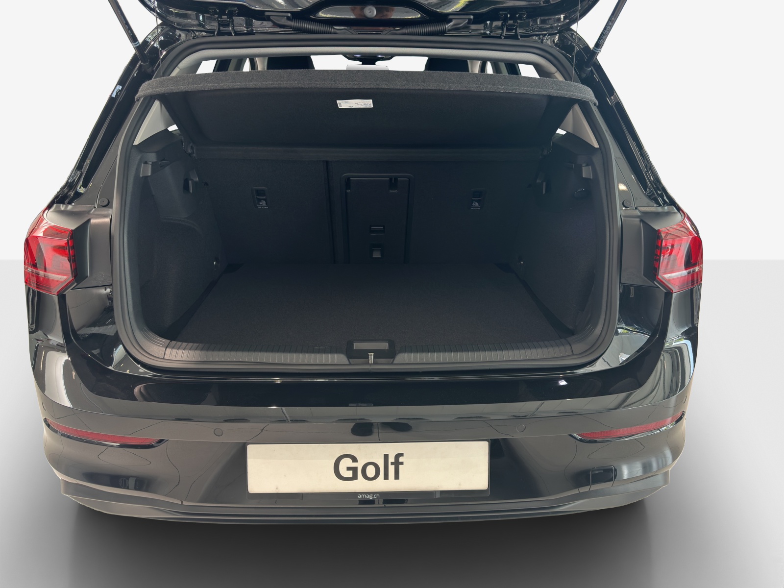 VW Golf 1.5 e TSI mHEV United DSG-image-12