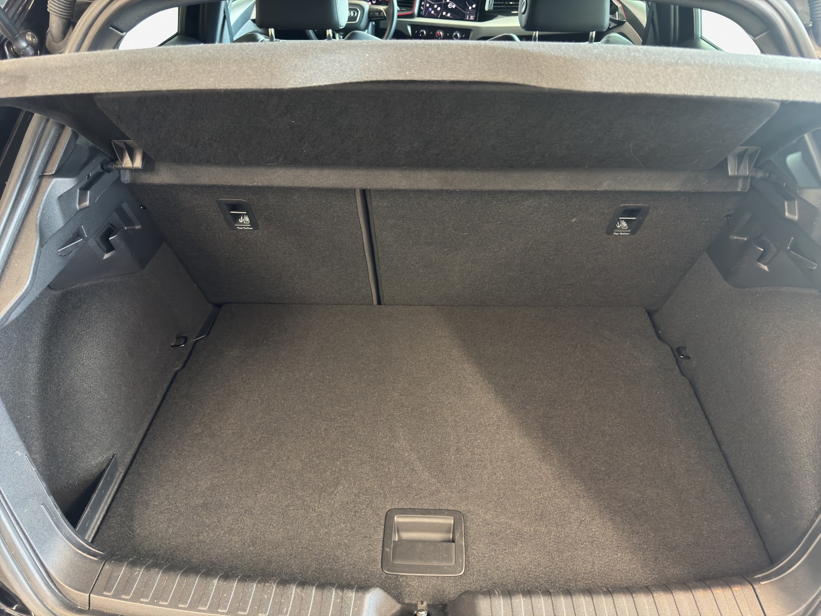 AUDI A1 Sportback 35 TFSI S Line S-tronic-image-12