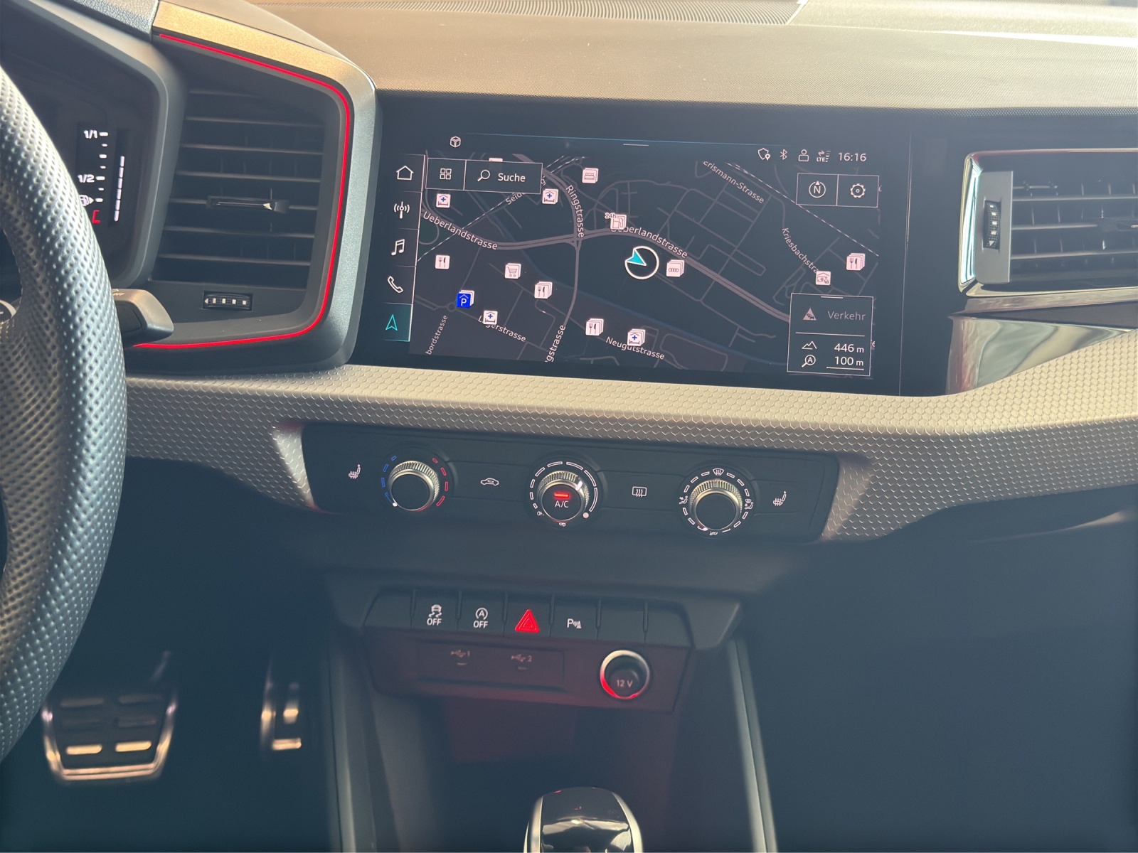 AUDI A1 Sportback 35 TFSI S Line S-tronic-image-10